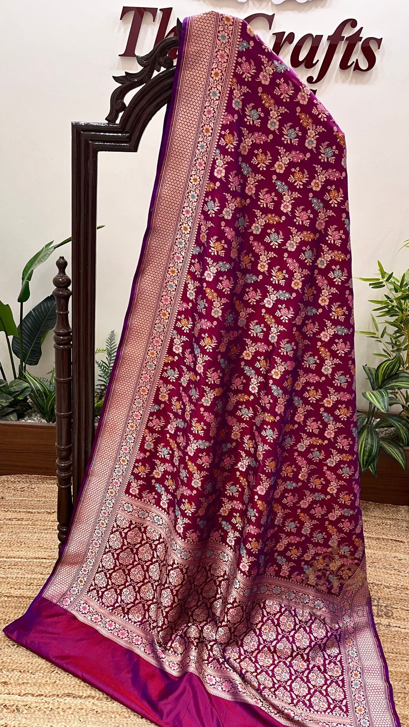 Pure Katan Silk Handloom Banarasi Saree -  Jaal Work with Meenakari