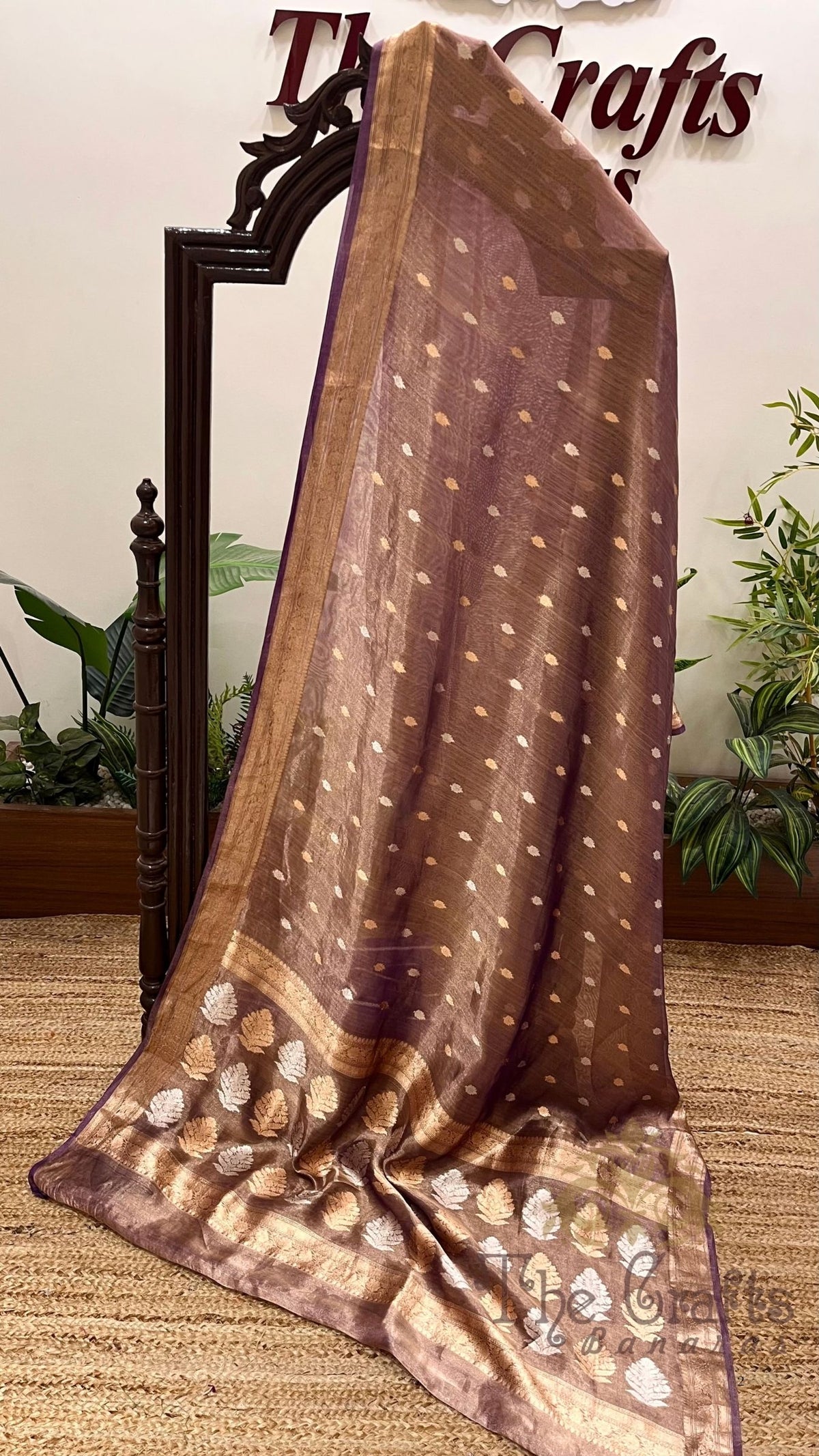 Pure Kora Tissue Silk Handloom Banarasi Saree- Kadhua Motifs