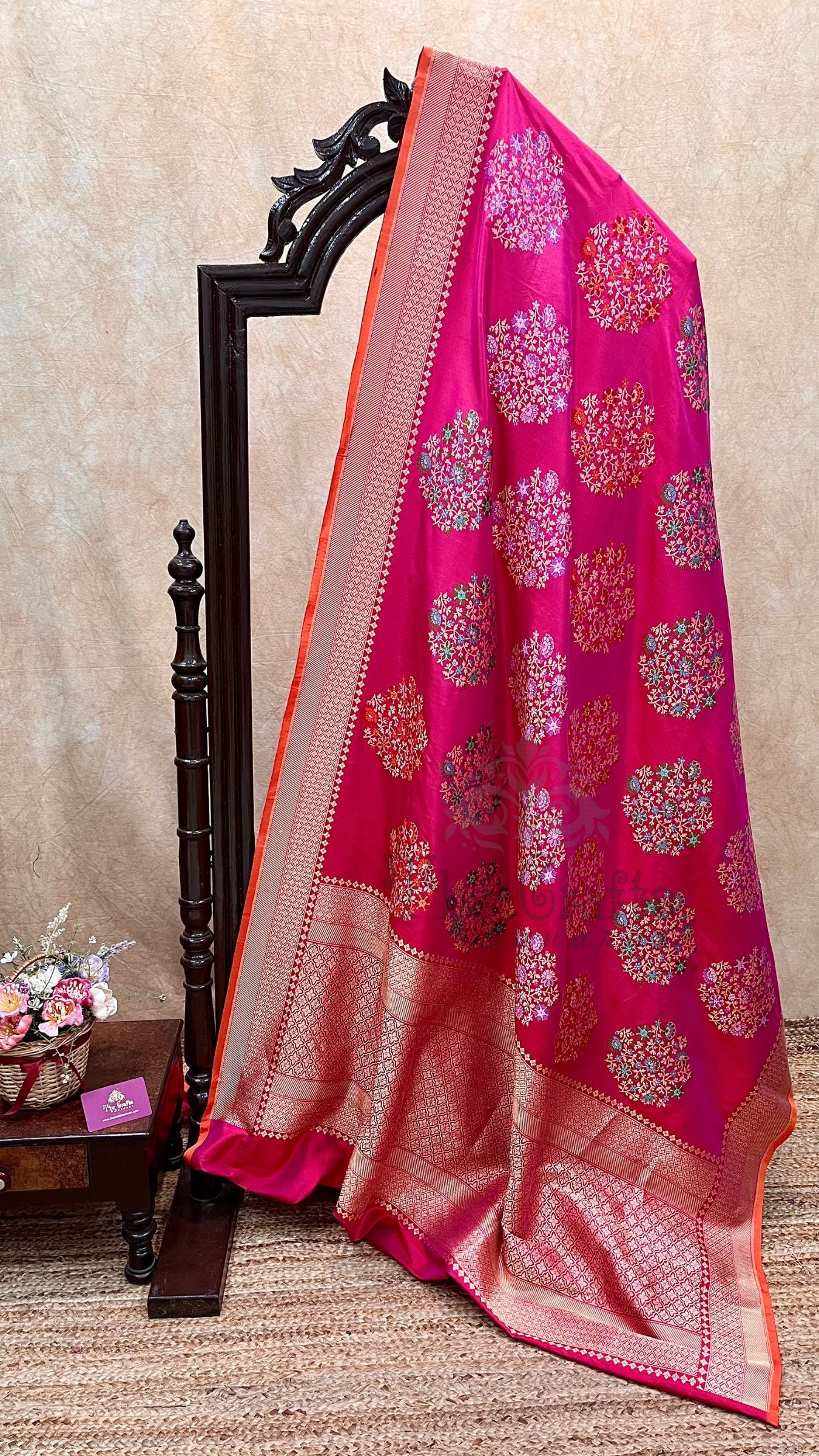 Pure Katan Silk Handloom Banarasi Saree - All Over Kadiyal Jaal Work