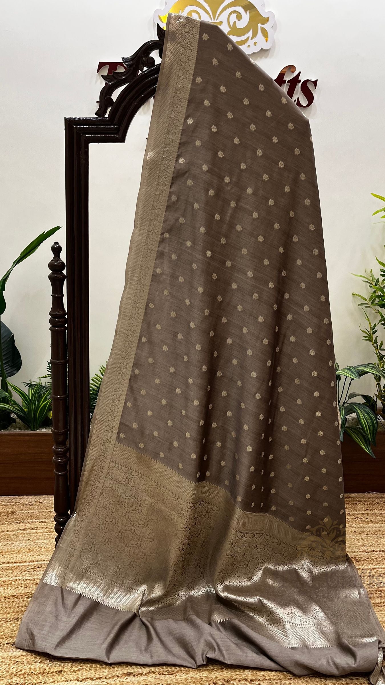 Pure Chiniya Silk Banarasi Saree