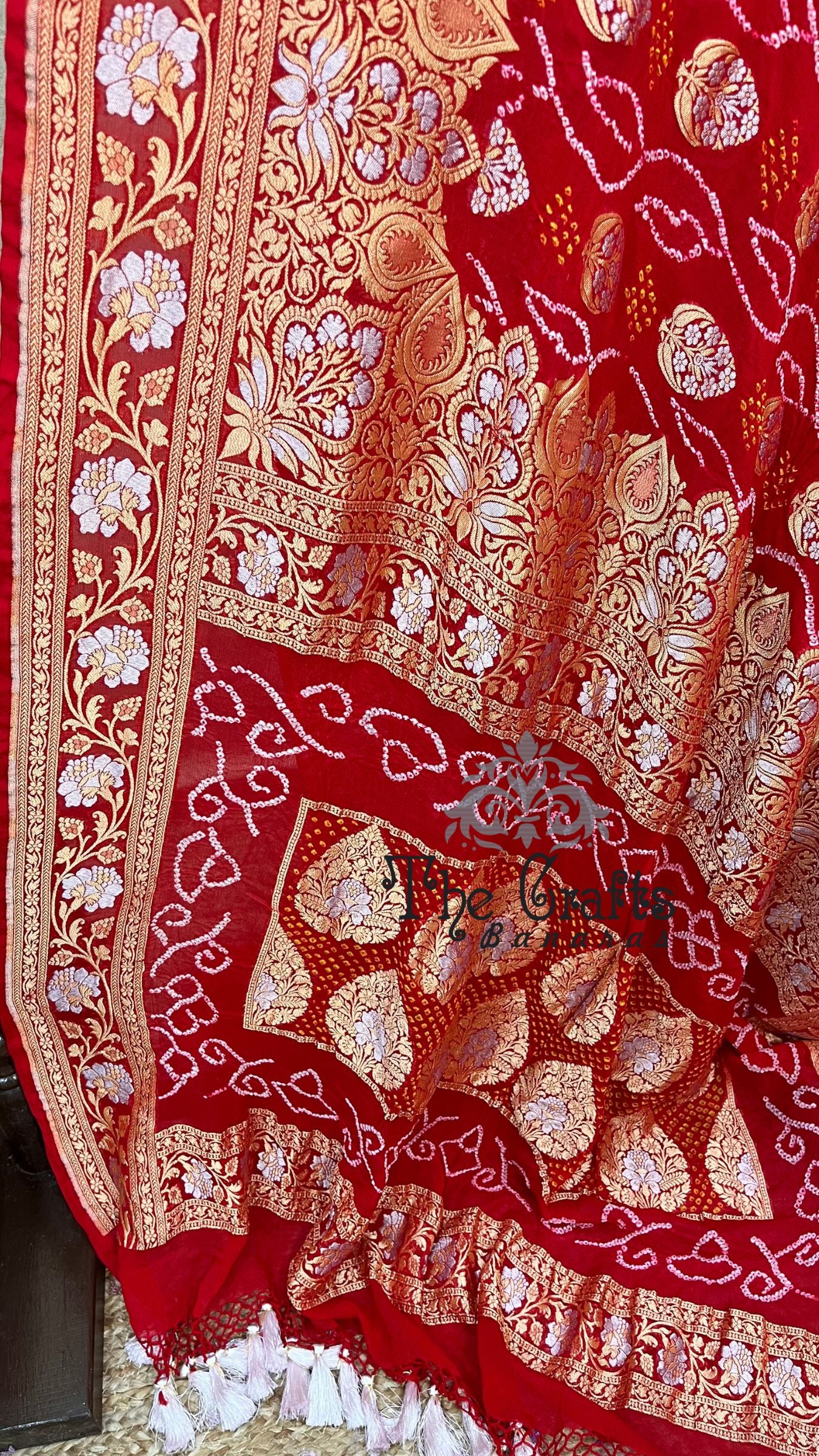 Pure Georgette Banarasi Handloom Bandhej Saree