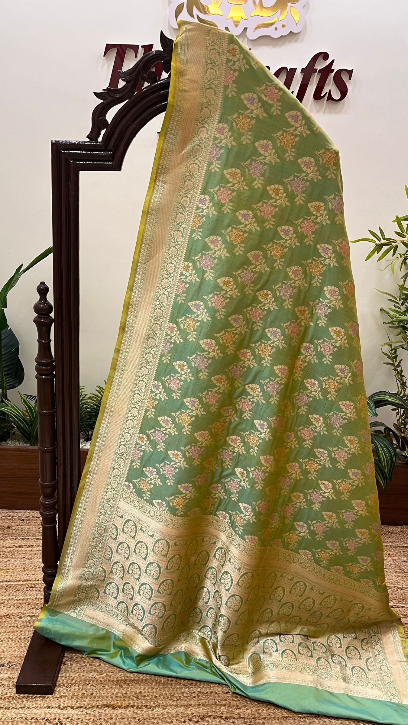 Pure Katan Silk Handloom Banarasi Saree - Jaal With Meenakari
