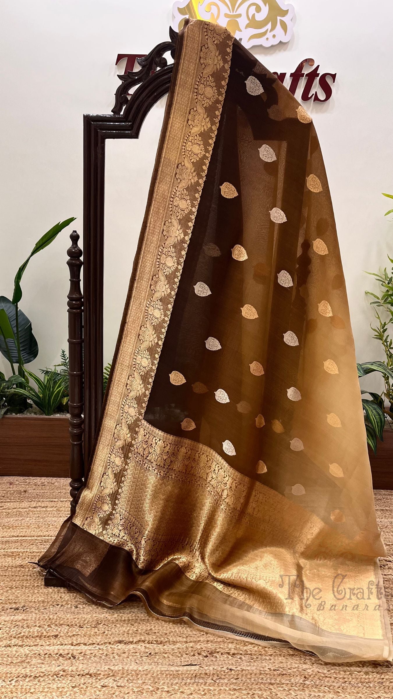 Pure Kora Silk Handloom Banarasi Saree