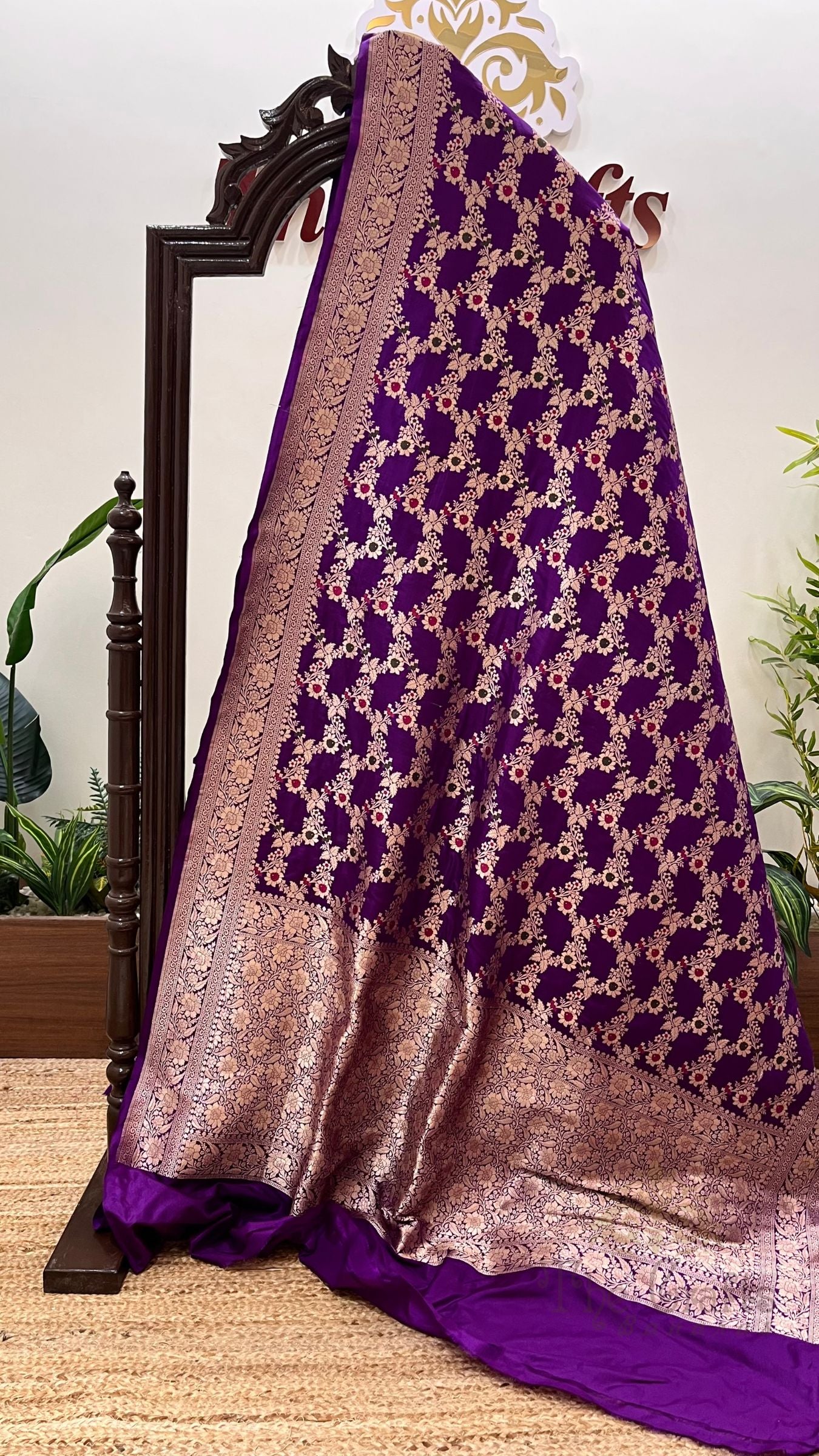 Pure Katan Silk Handloom Banarasi Saree - Jaal With Meenakari