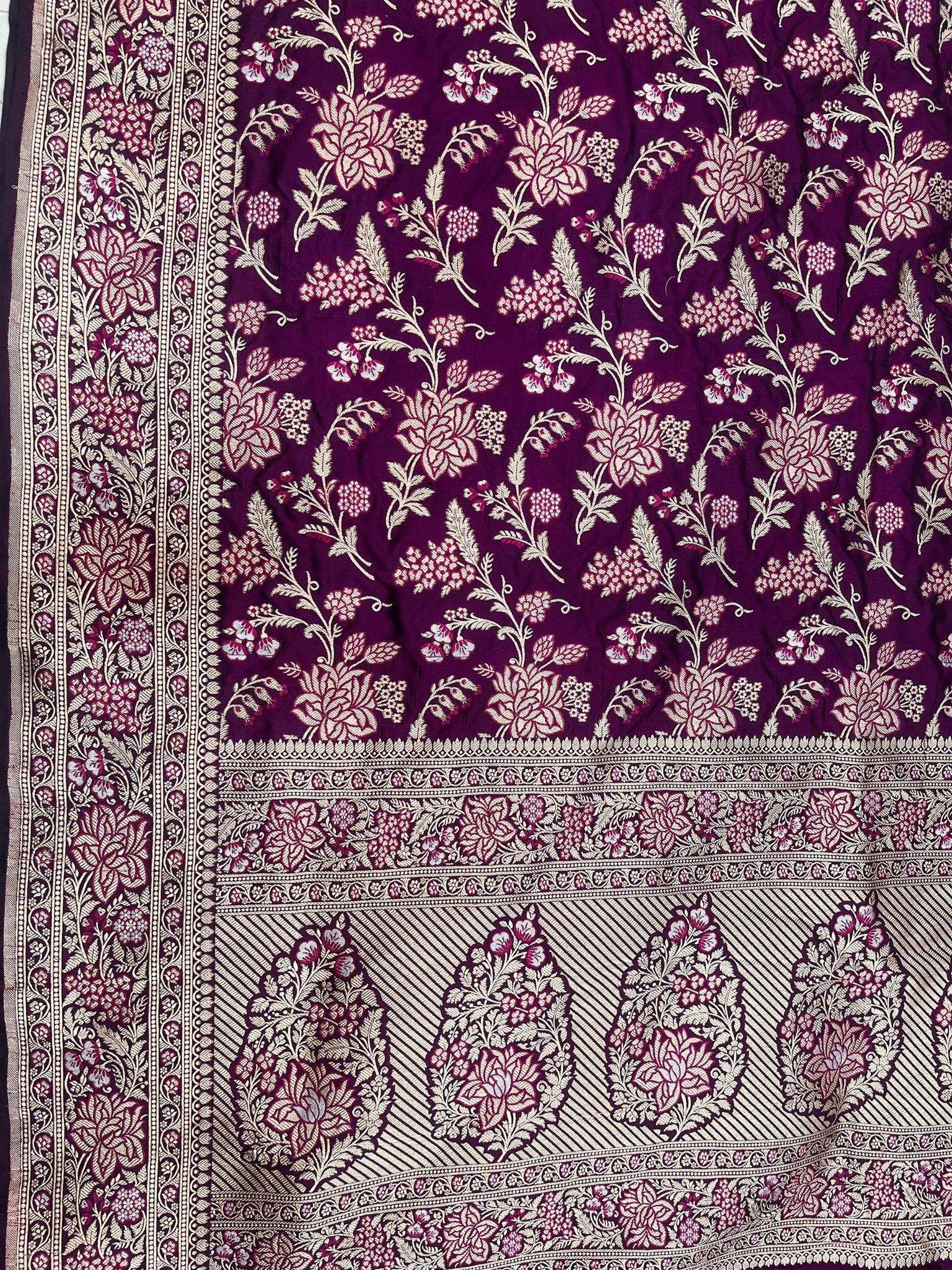 Pure Katan Silk Handloom Banarasi Saree - Jaal Work With Meenakari