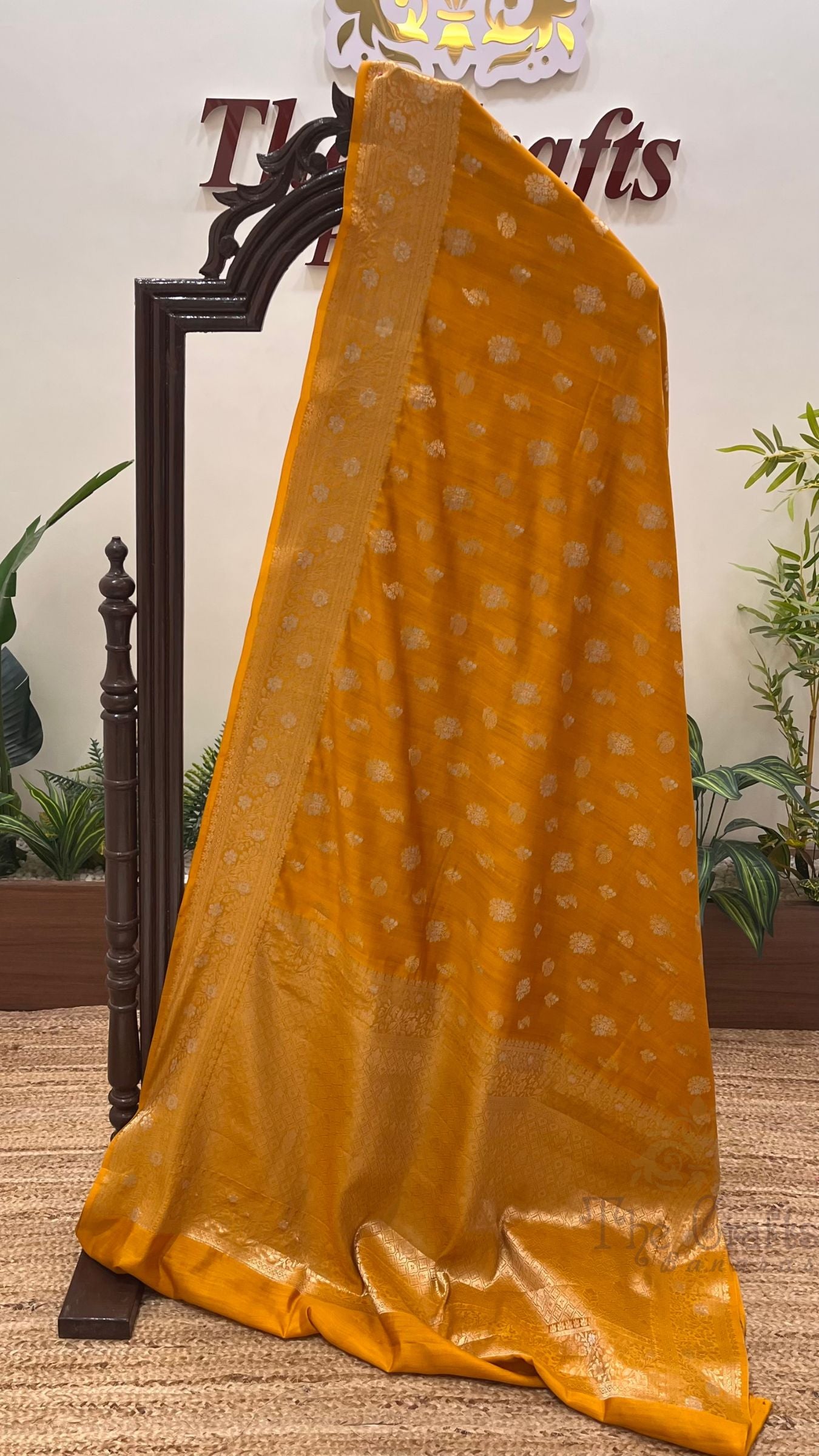 Pure Chiniya Silk Banarasi Saree