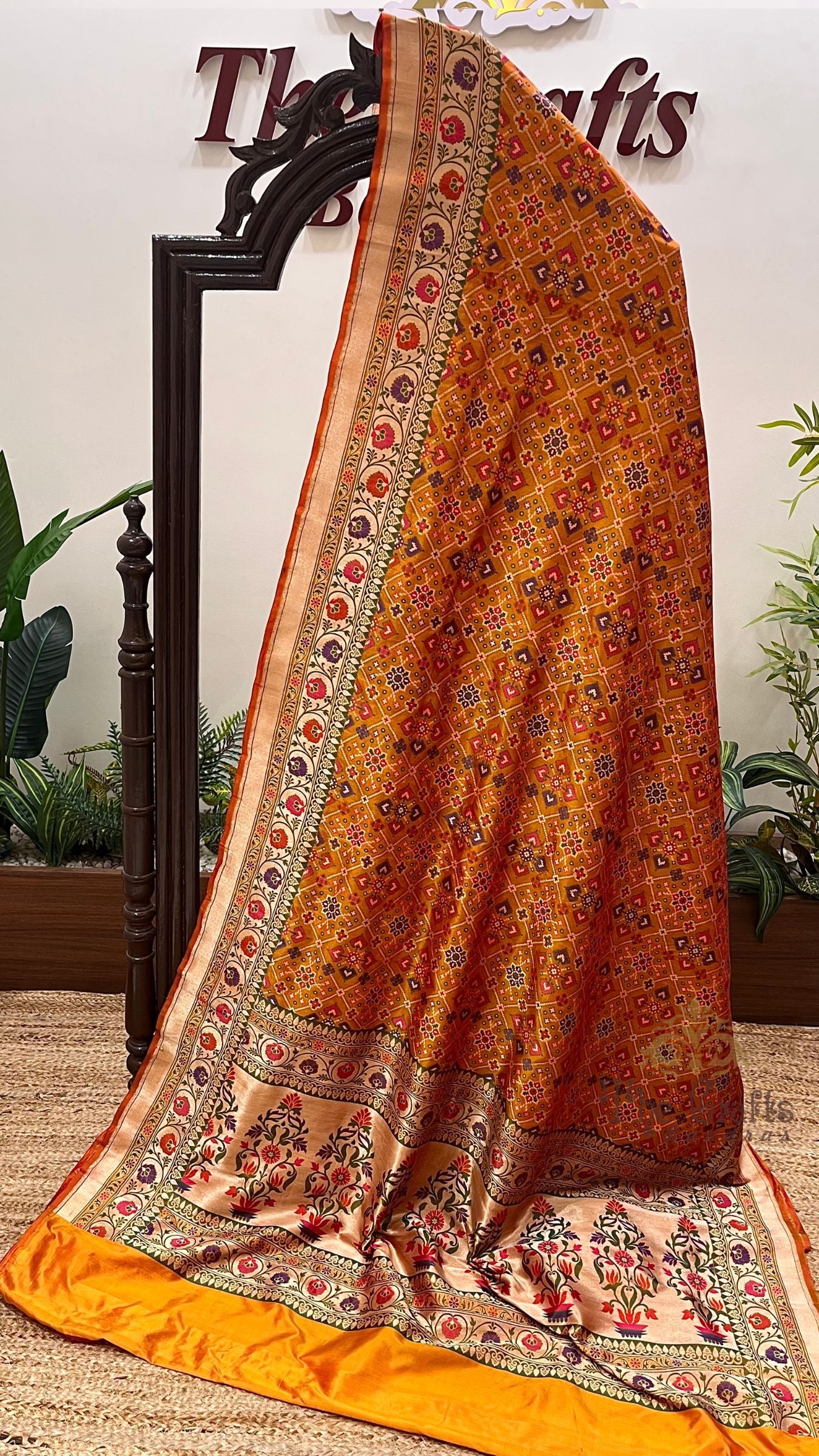 Pure Katan Silk Handloom Banarasi Saree - Patola Meenakari Jaal Work
