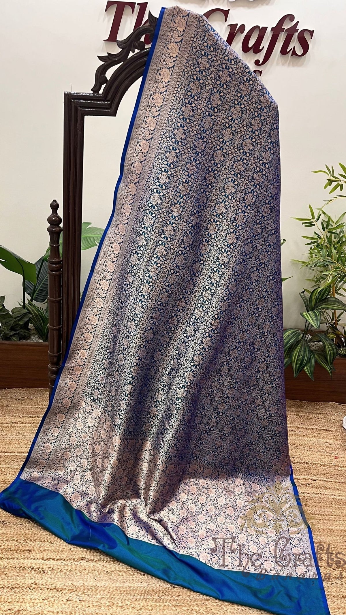 Pure Katan Silk Handloom Banarasi Saree - Tanchui Brocade