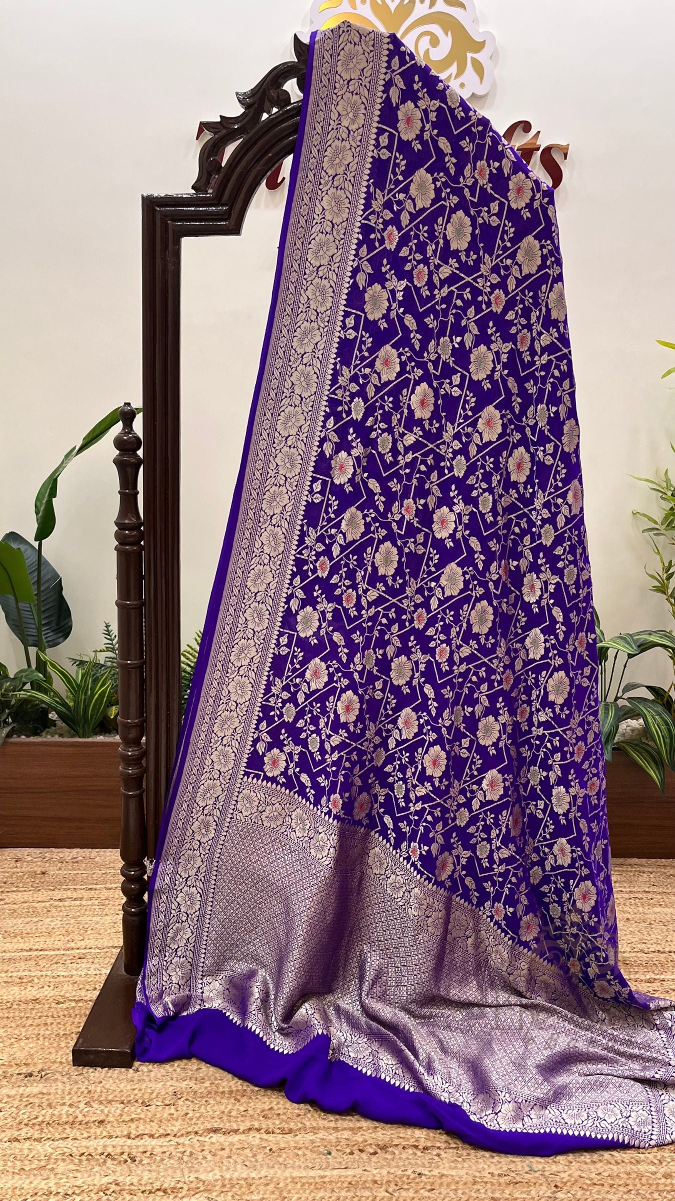 Khaddi Georgette Handloom Banarasi Saree - Jaal with Meenakari