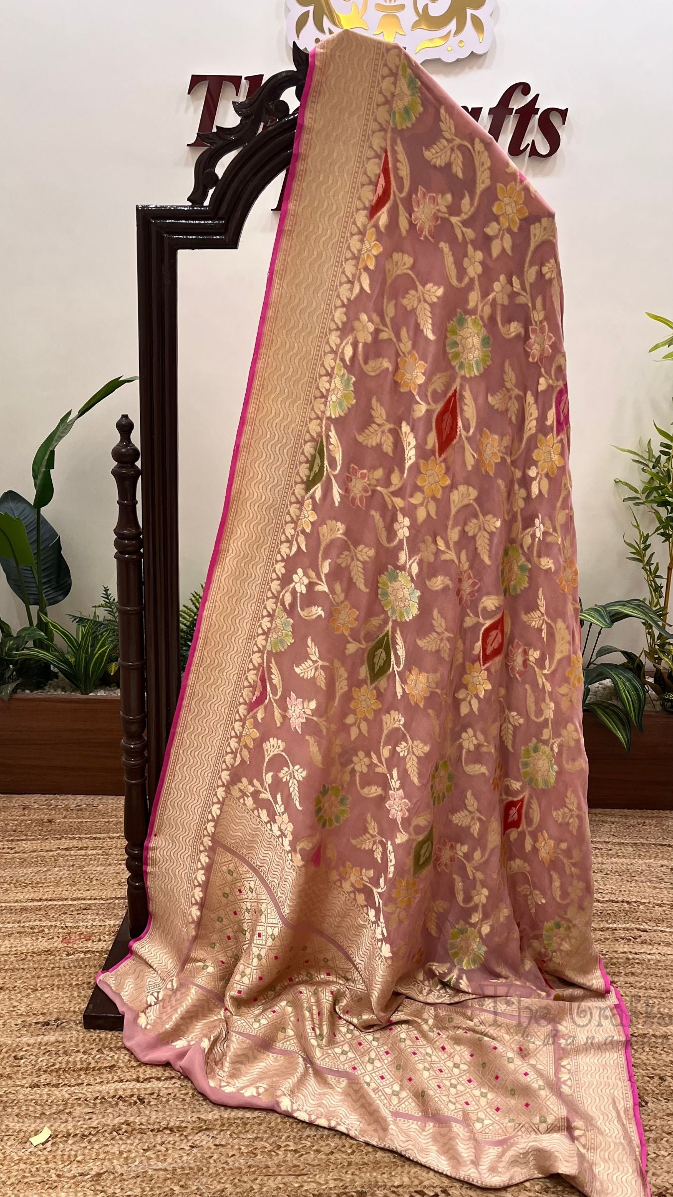 Khaddi Georgette Handloom Banarasi Saree - Water Zari