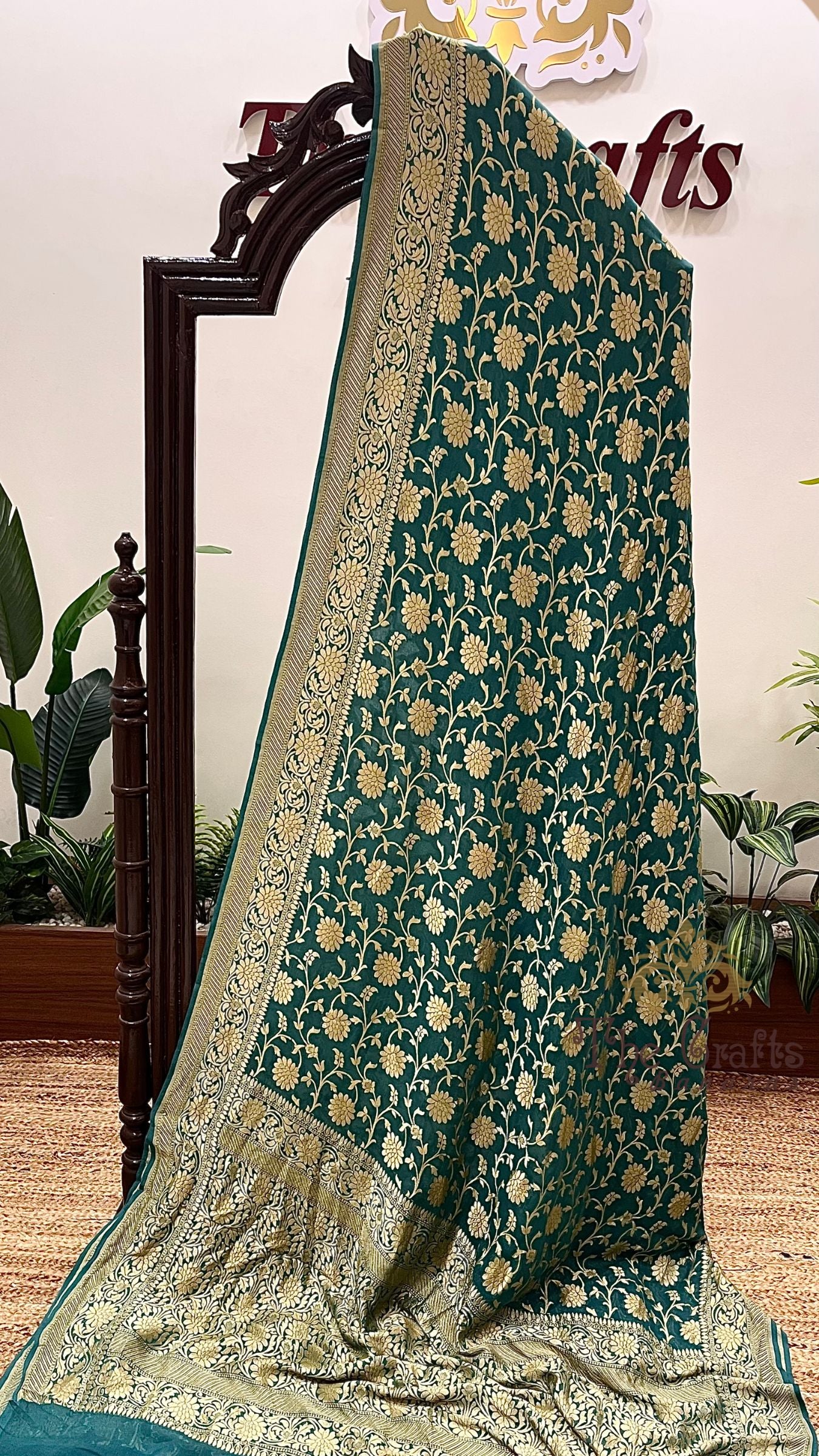 Khaddi Georgette Handloom Banarasi Saree