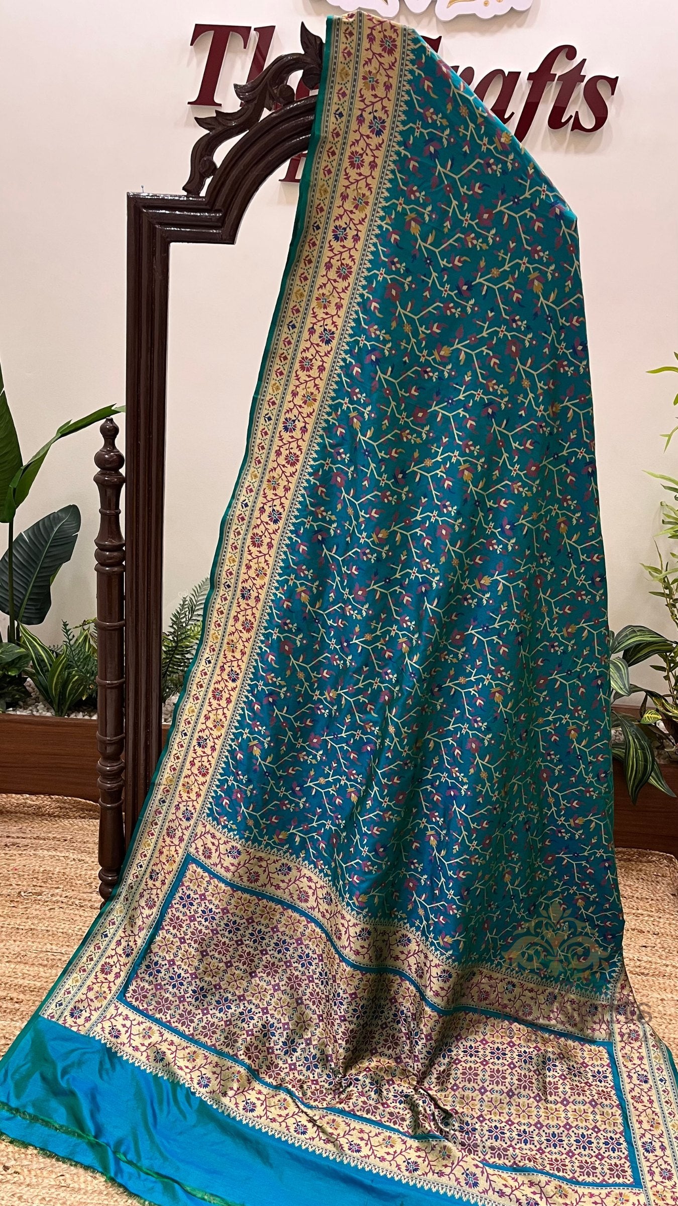 Pure Katan Silk Handloom Banarasi Saree - Patola Meenakari Jaal Work