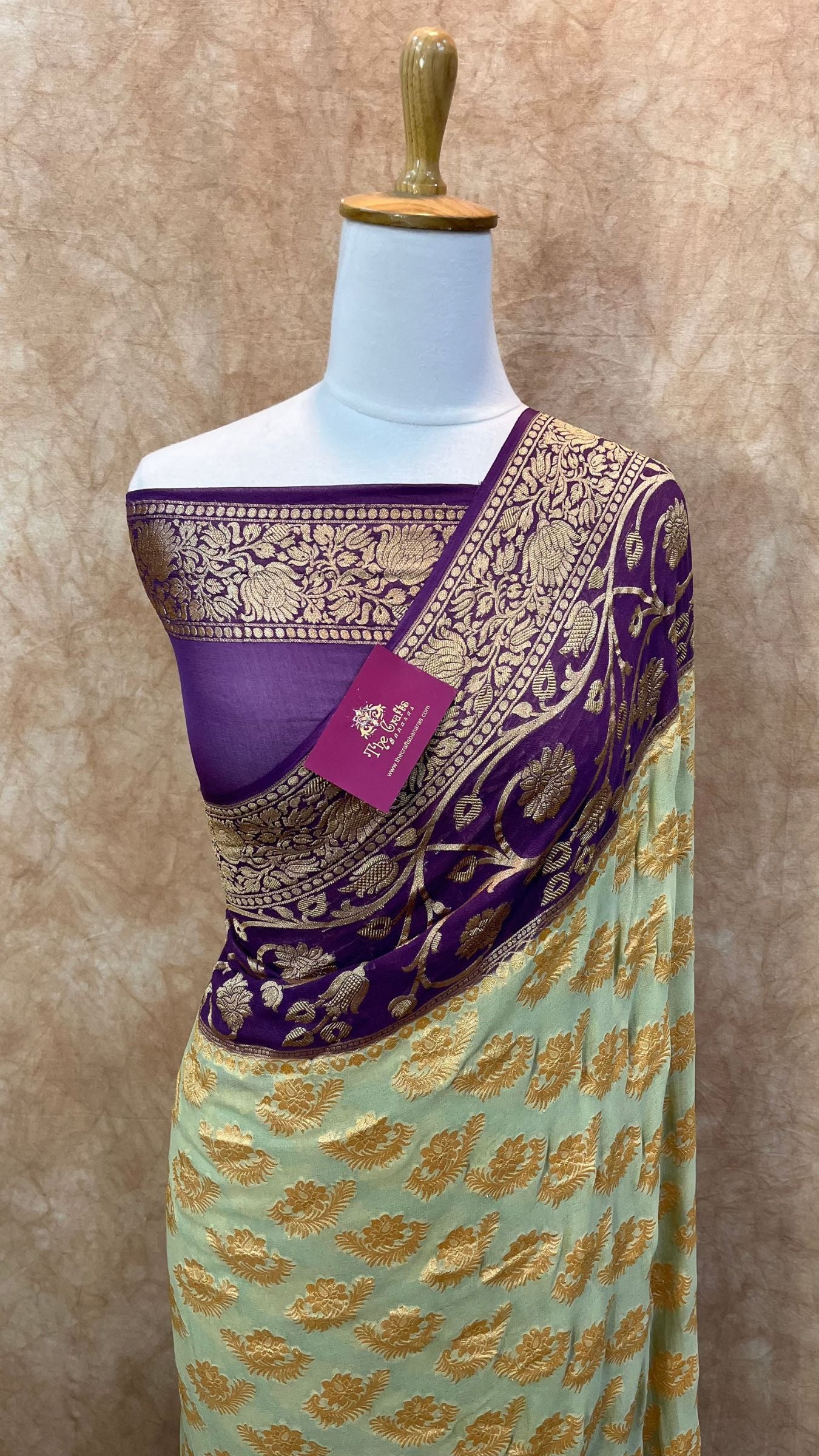 Khaddi Georgette Banarasi Saree - Gold Zari