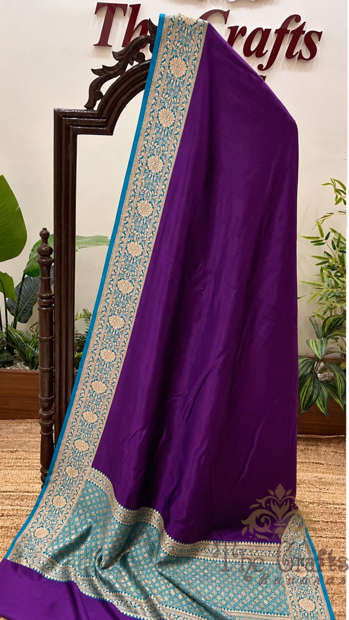 Pure Mulberry Silk Handloom Banarasi Saree