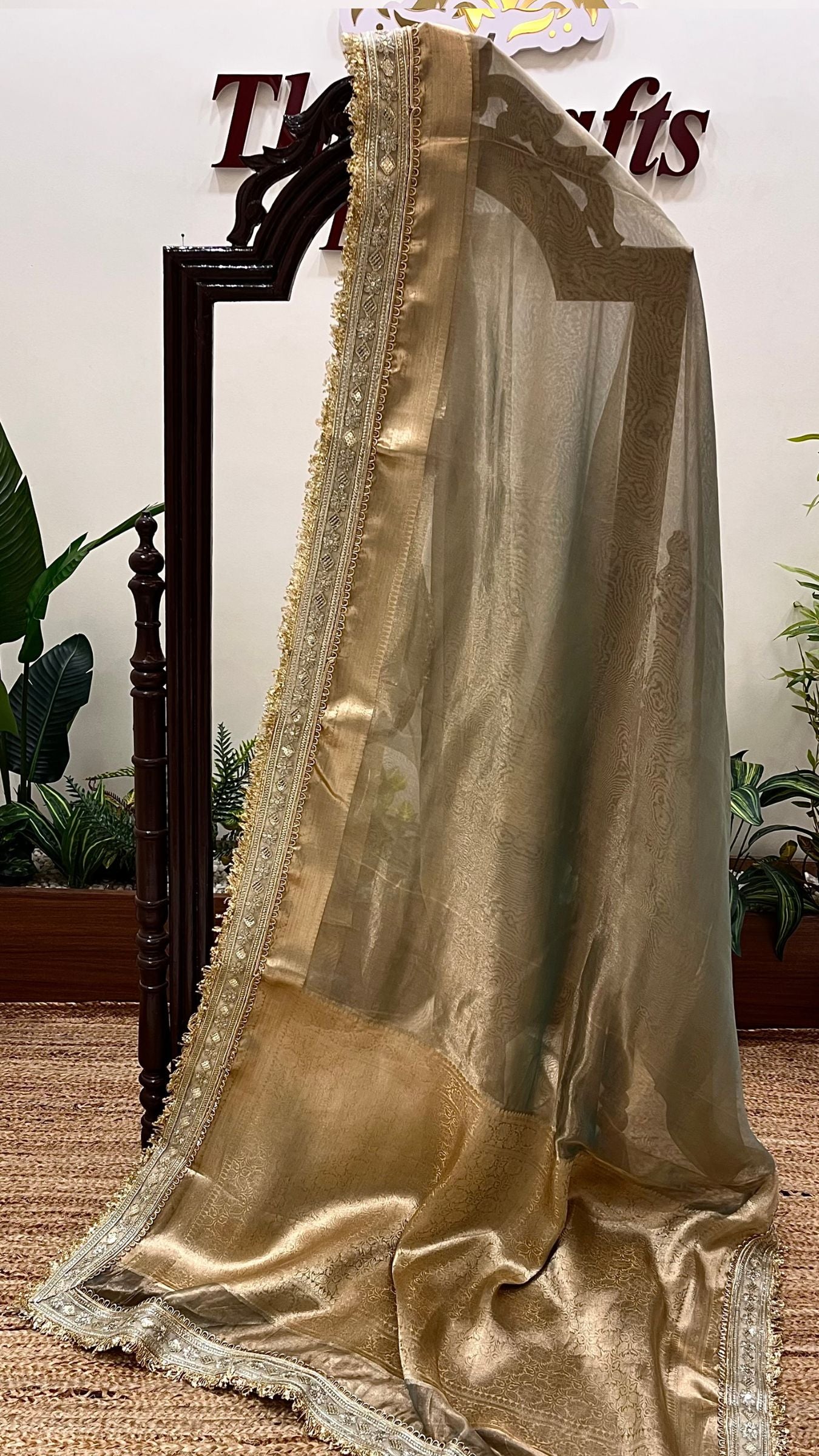 Pure Tissue Silk Handloom Banarasi Saree - with Lace Border