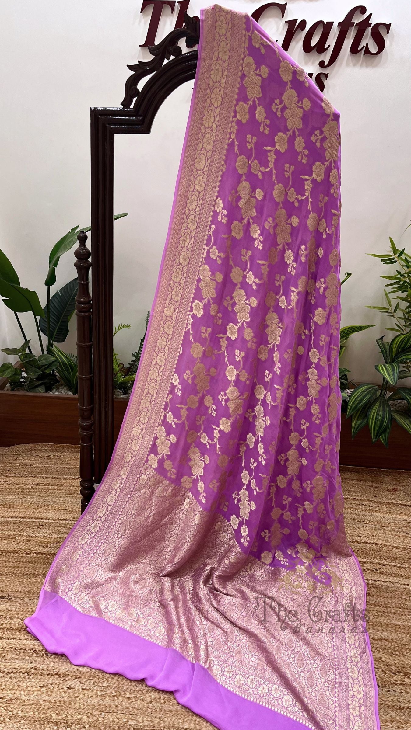 Khaddi Georgette Handloom Banarasi Saree