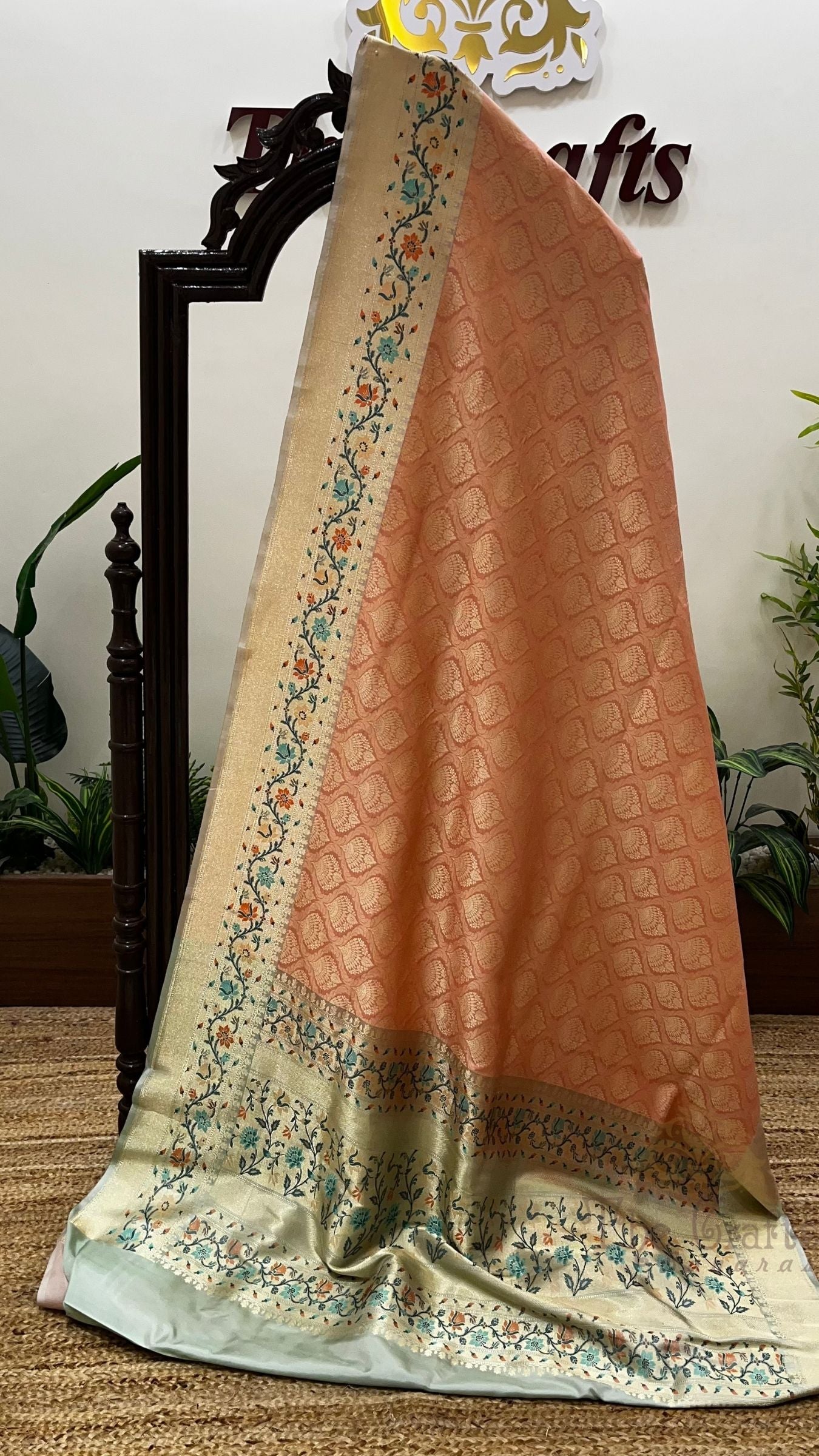 Pure Katan Silk Handloom Banarasi Saree - Tanchui Brocade Meena