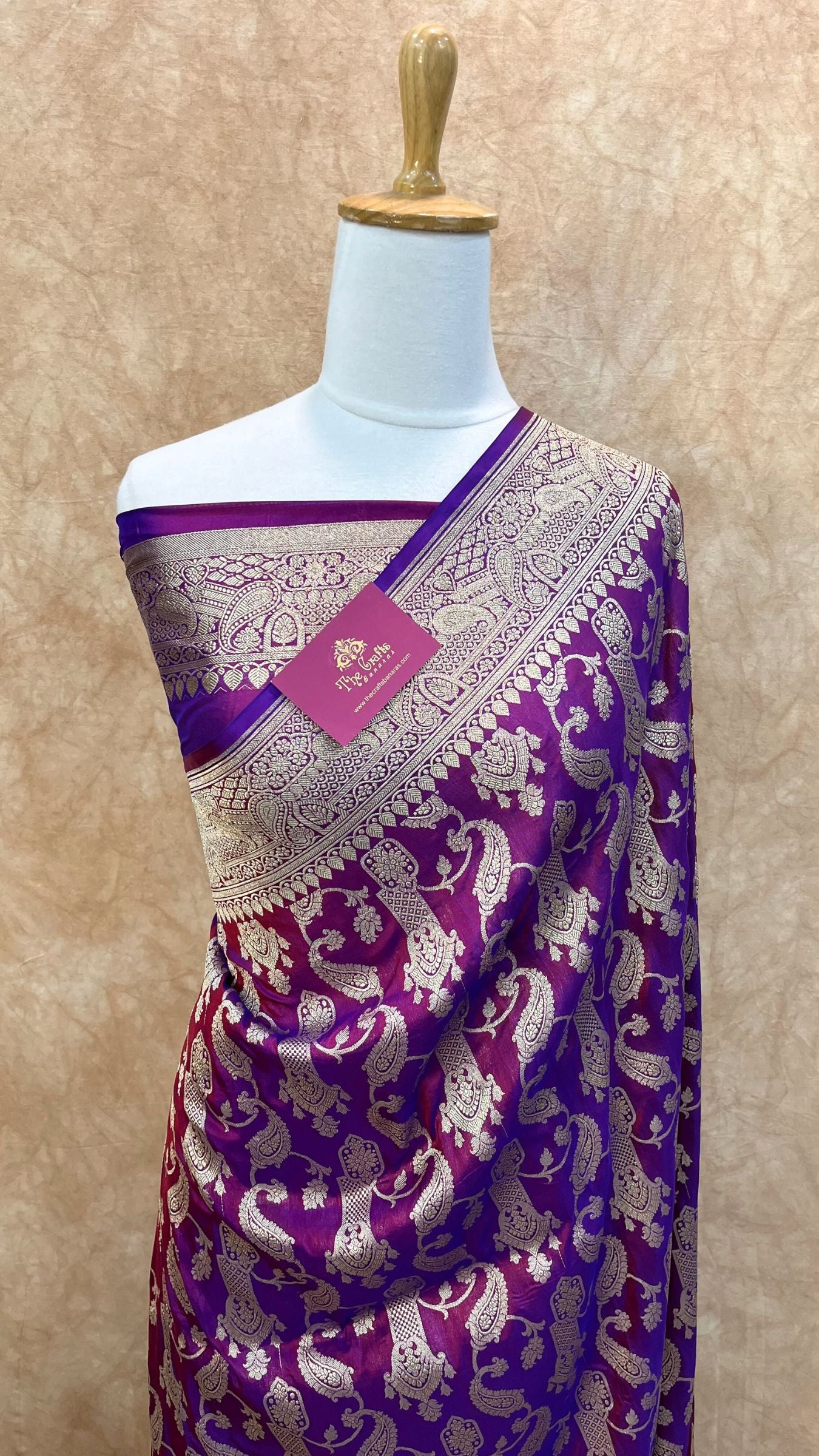 Pure Katan Silk Handloom Banarasi Saree - Jaal work