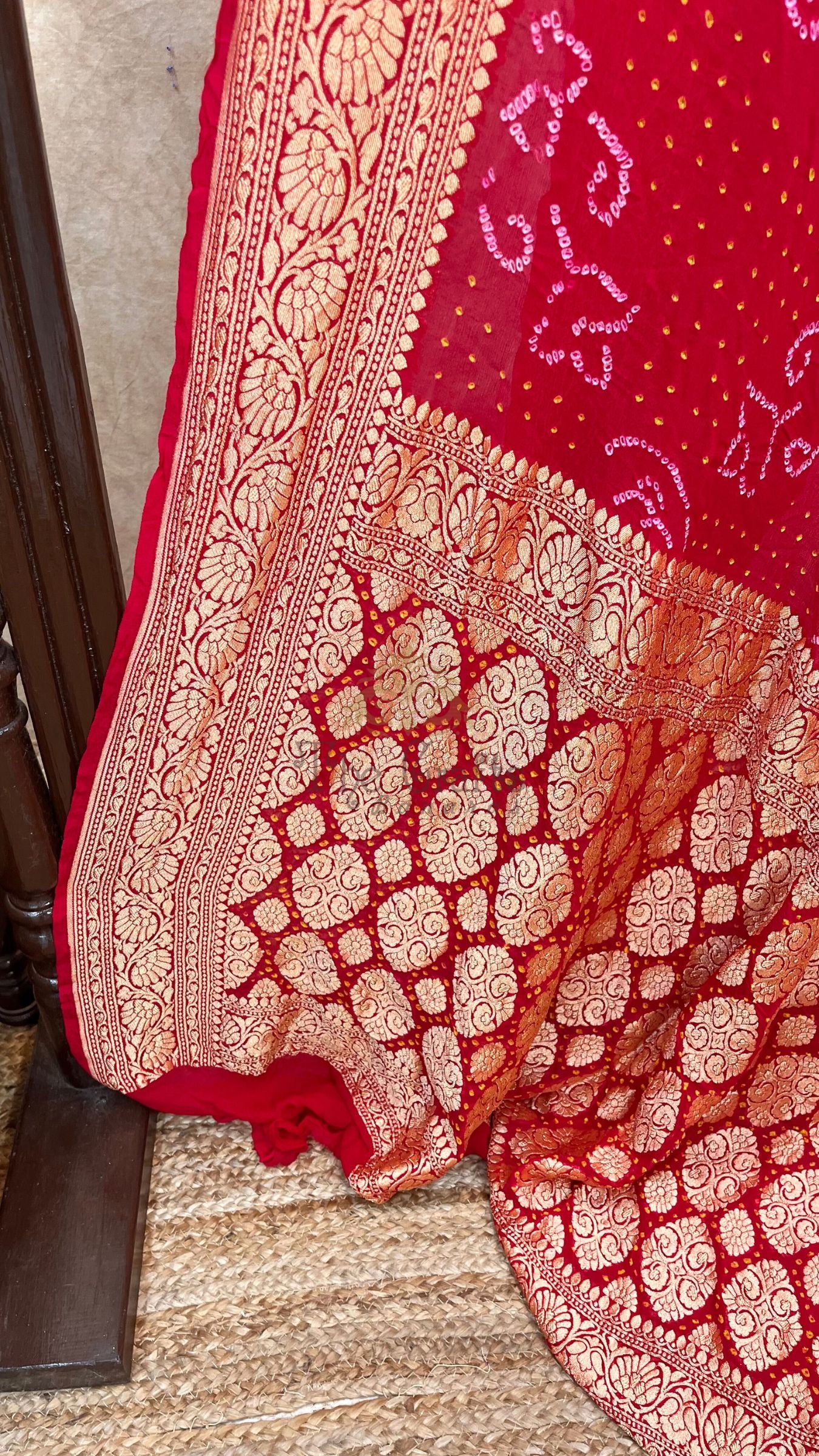 Pure Georgette Banarasi Handloom Bandhej Saree