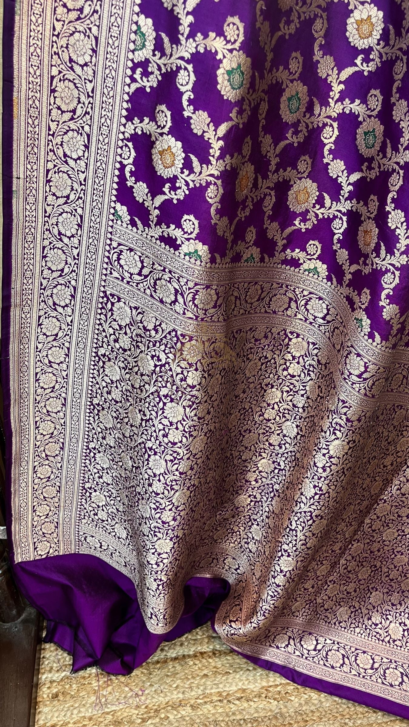 Pure Katan Silk Handloom Banarasi Saree - Jaal With Meenakari