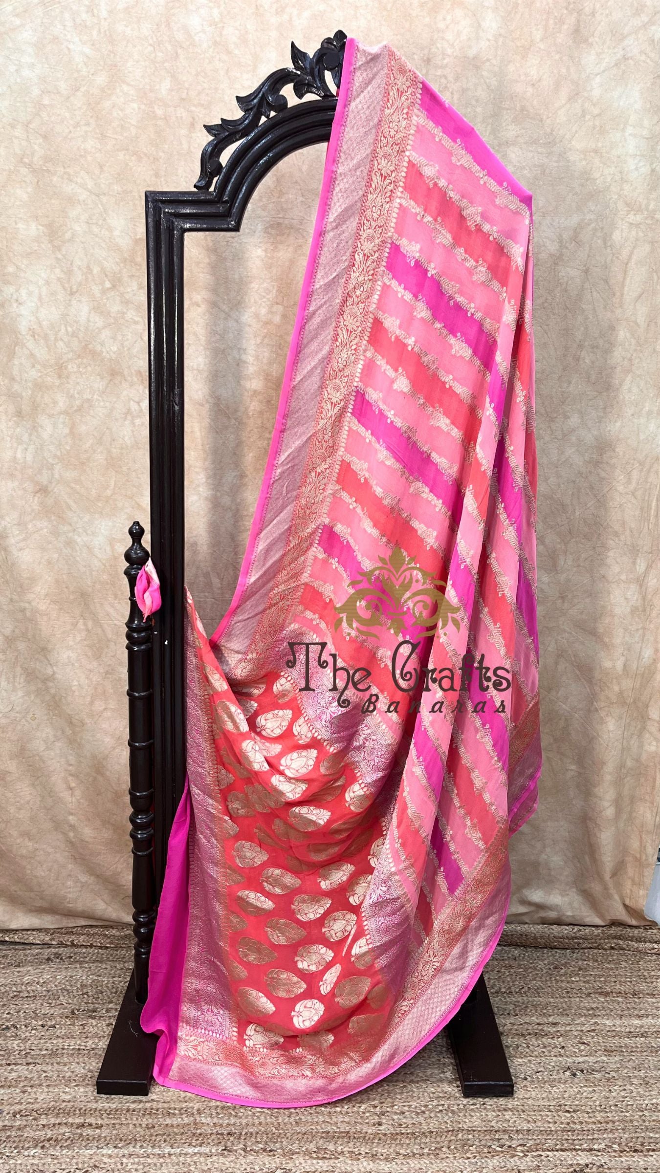 Khaddi Georgette Handloom Banarasi Saree - Water Zari