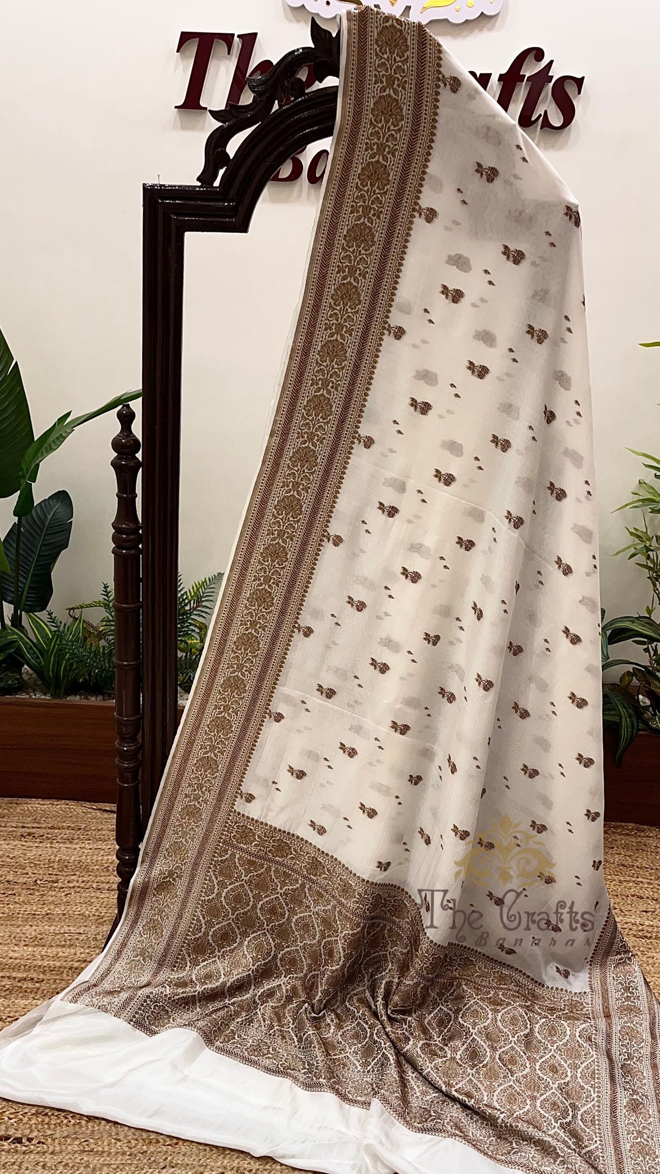 Pure Crepe Silk Banarasi Saree