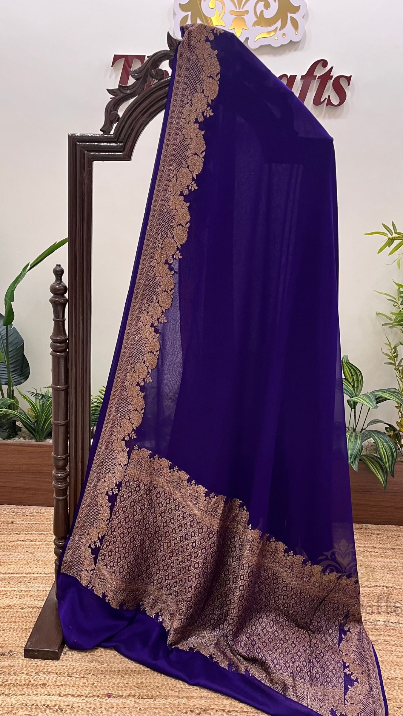 Khaddi Georgette Banarasi Saree - Antique Zari