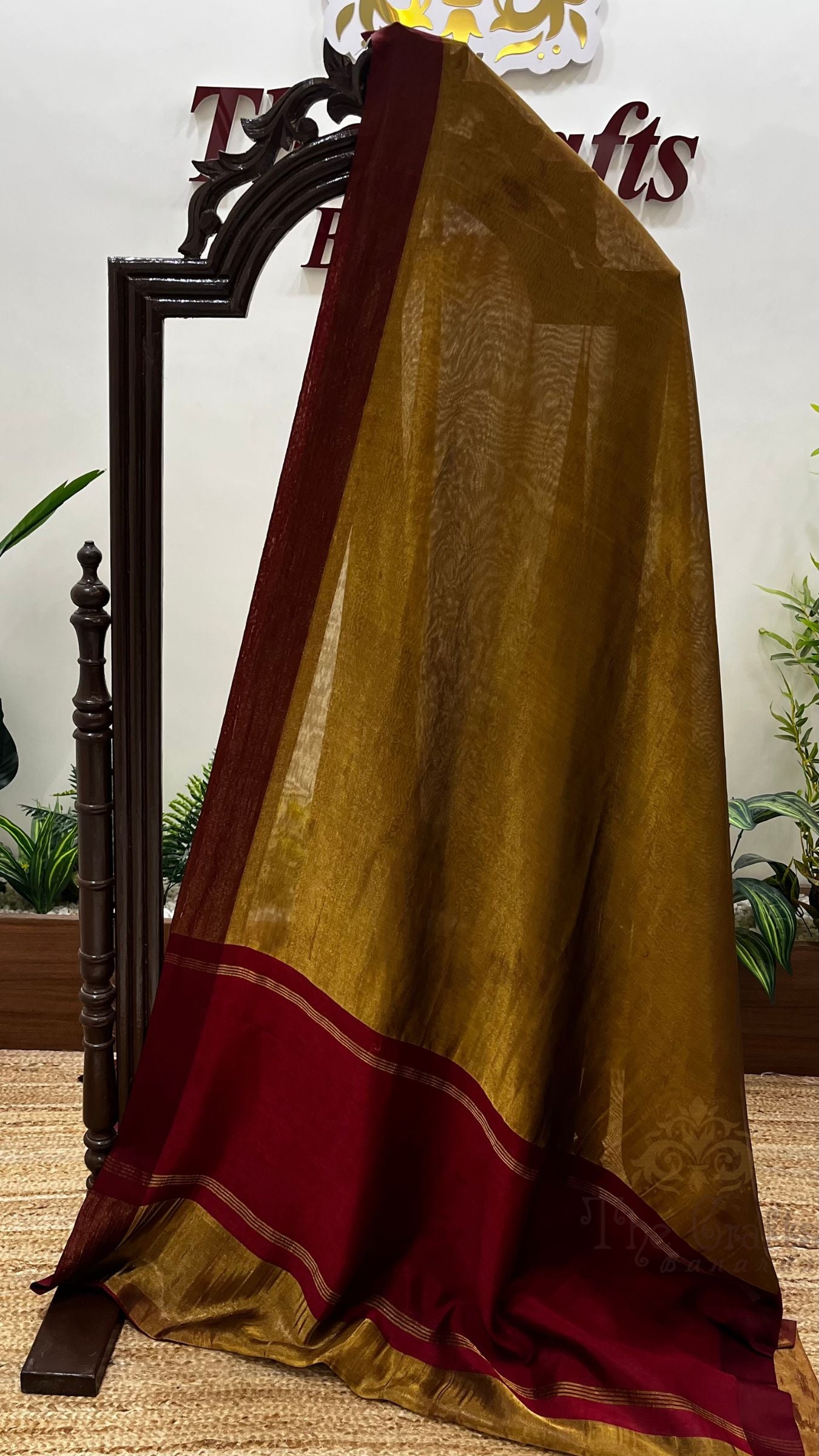 Pure Tissue Silk Handloom Banarasi Saree - with Satin Border