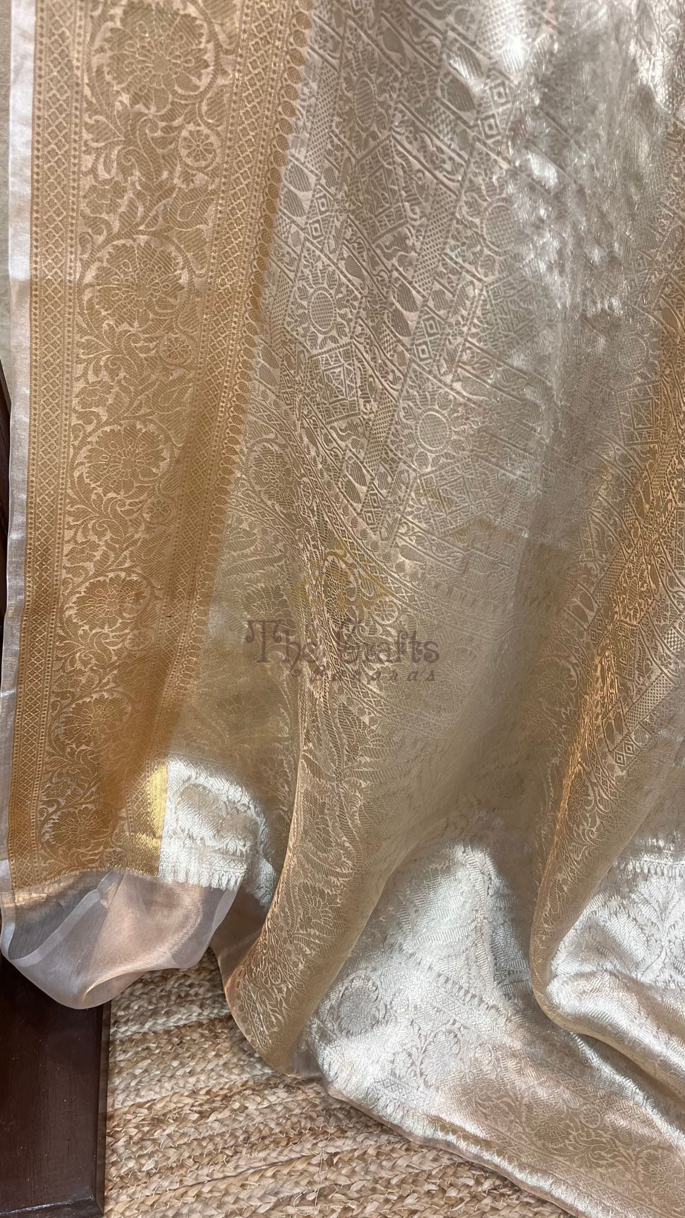 Pure Tissue Silk Brocade Banarasi Saree