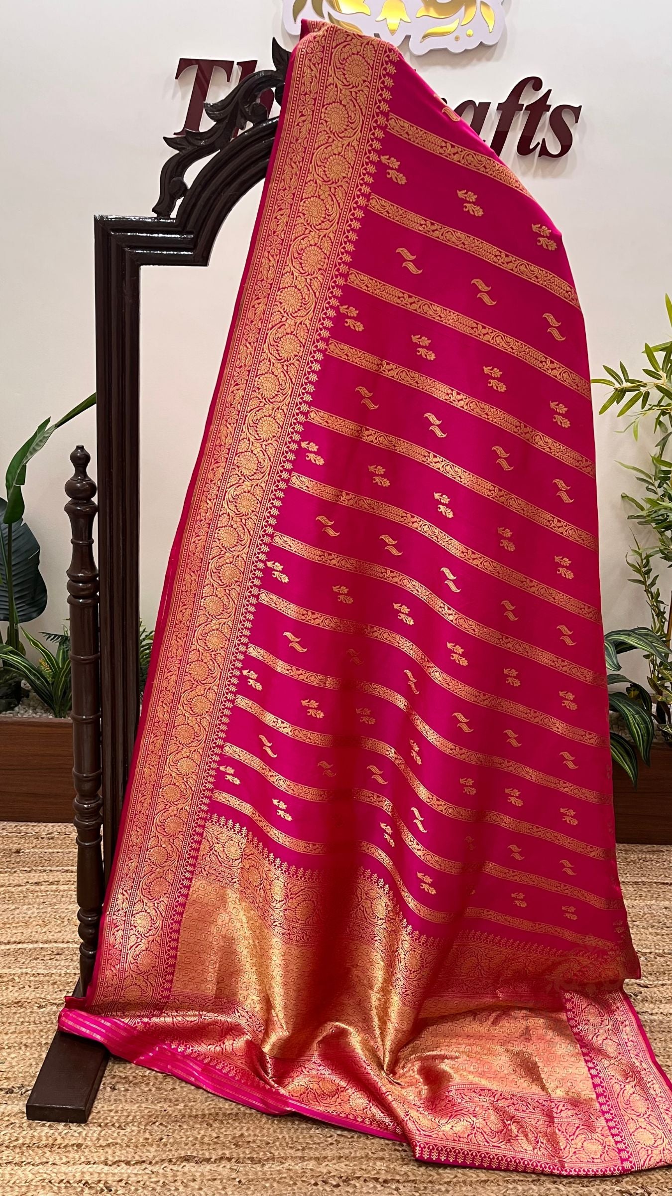 Pure Katan Silk Handloom Banarasi Saree - with Kadhua Stripes