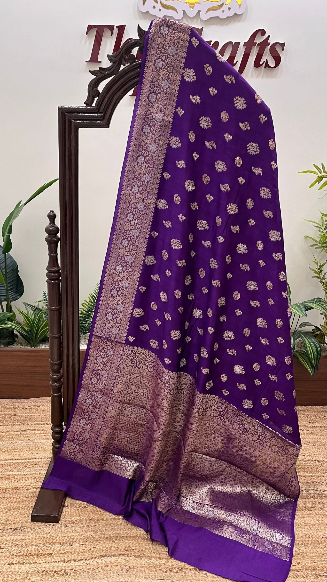 Pure Chiniya Silk Banarasi Saree