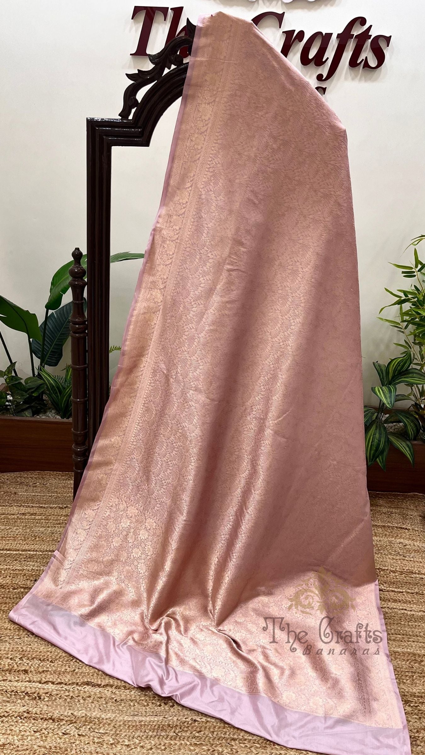 Pure Katan Silk Handloom Banarasi Saree - Tanchui Brocade