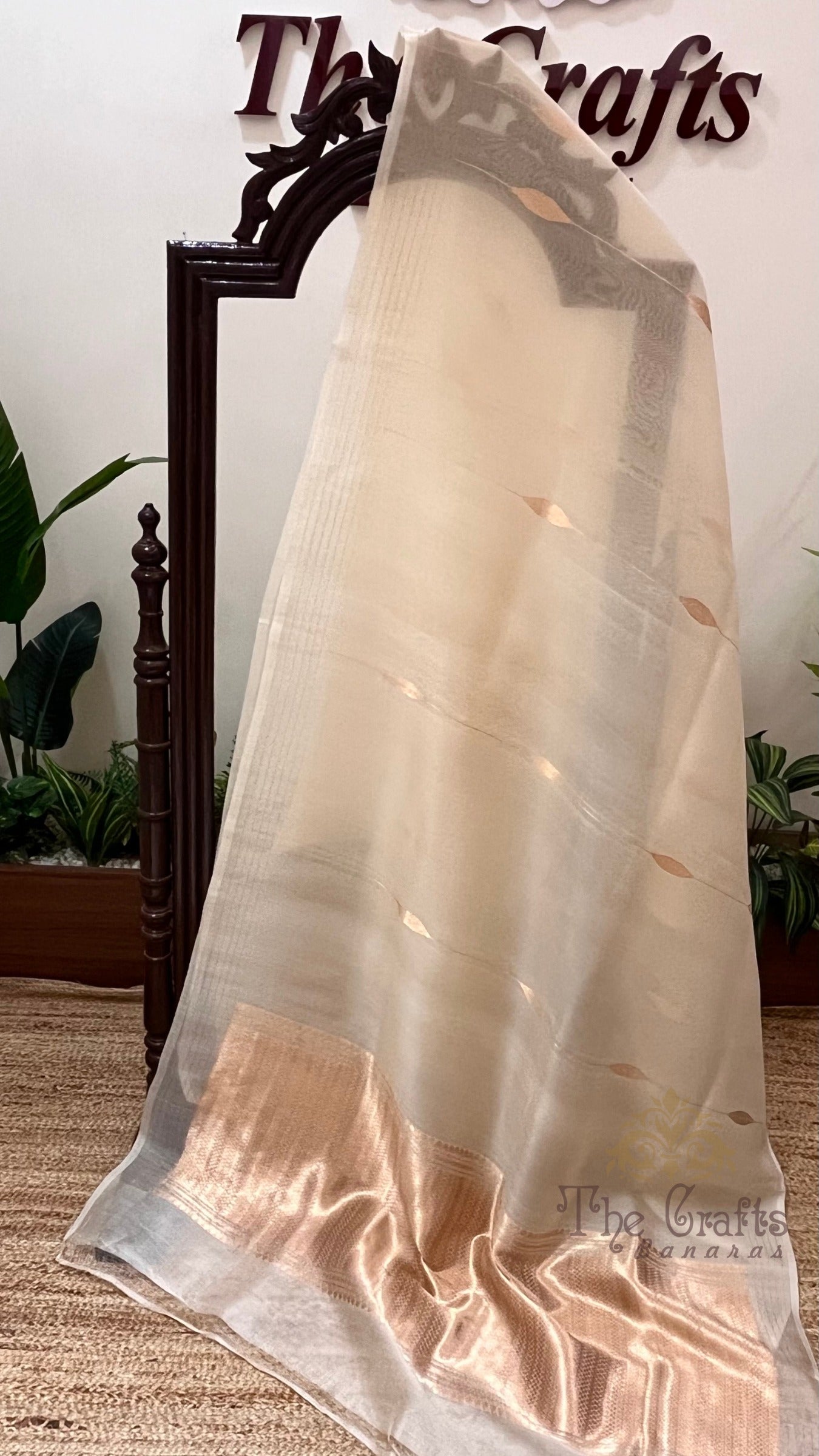 Pure Kora Silk Handloom Banarasi Saree