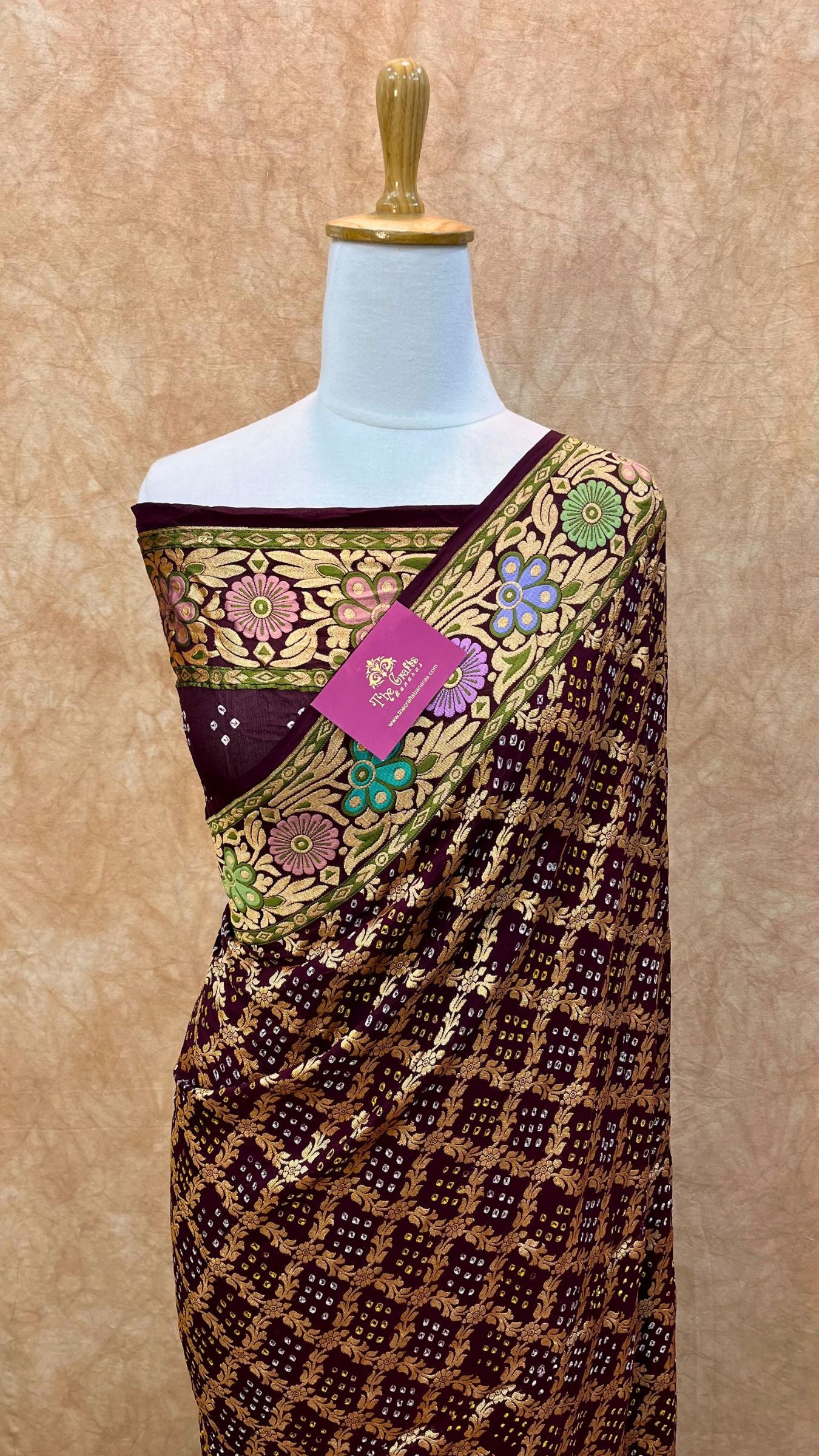 Pure Georgette Banarasi Handloom Bandhej Saree-With Meenakari Work