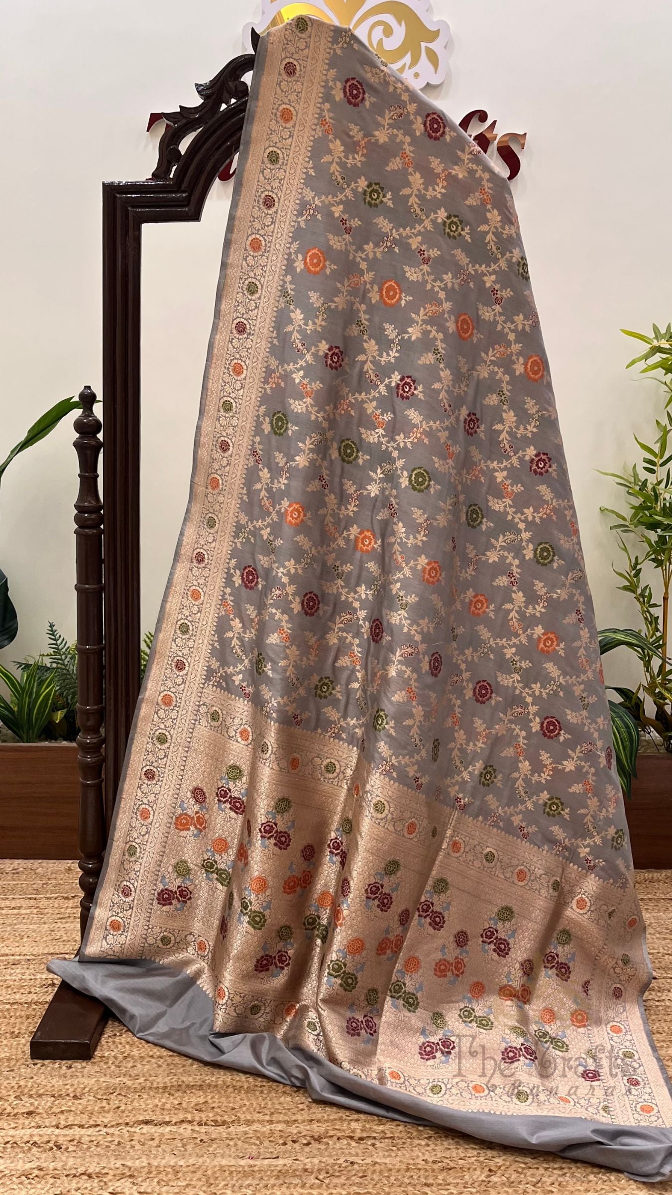 Pure Katan Silk Handloom Banarasi Saree - Jaal With Meenakari