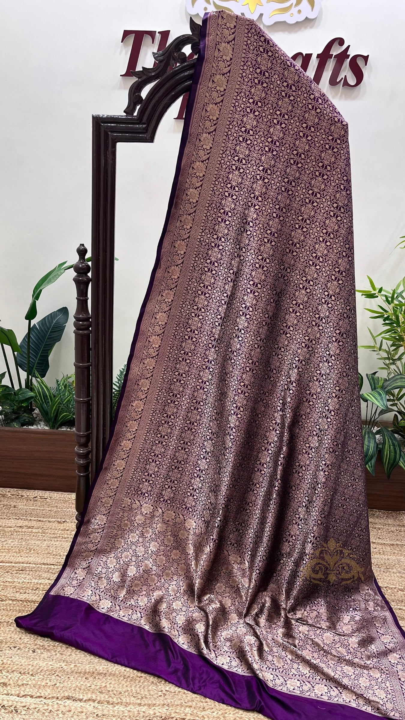 Pure Katan Silk Handloom Banarasi Saree - Tanchui Brocade