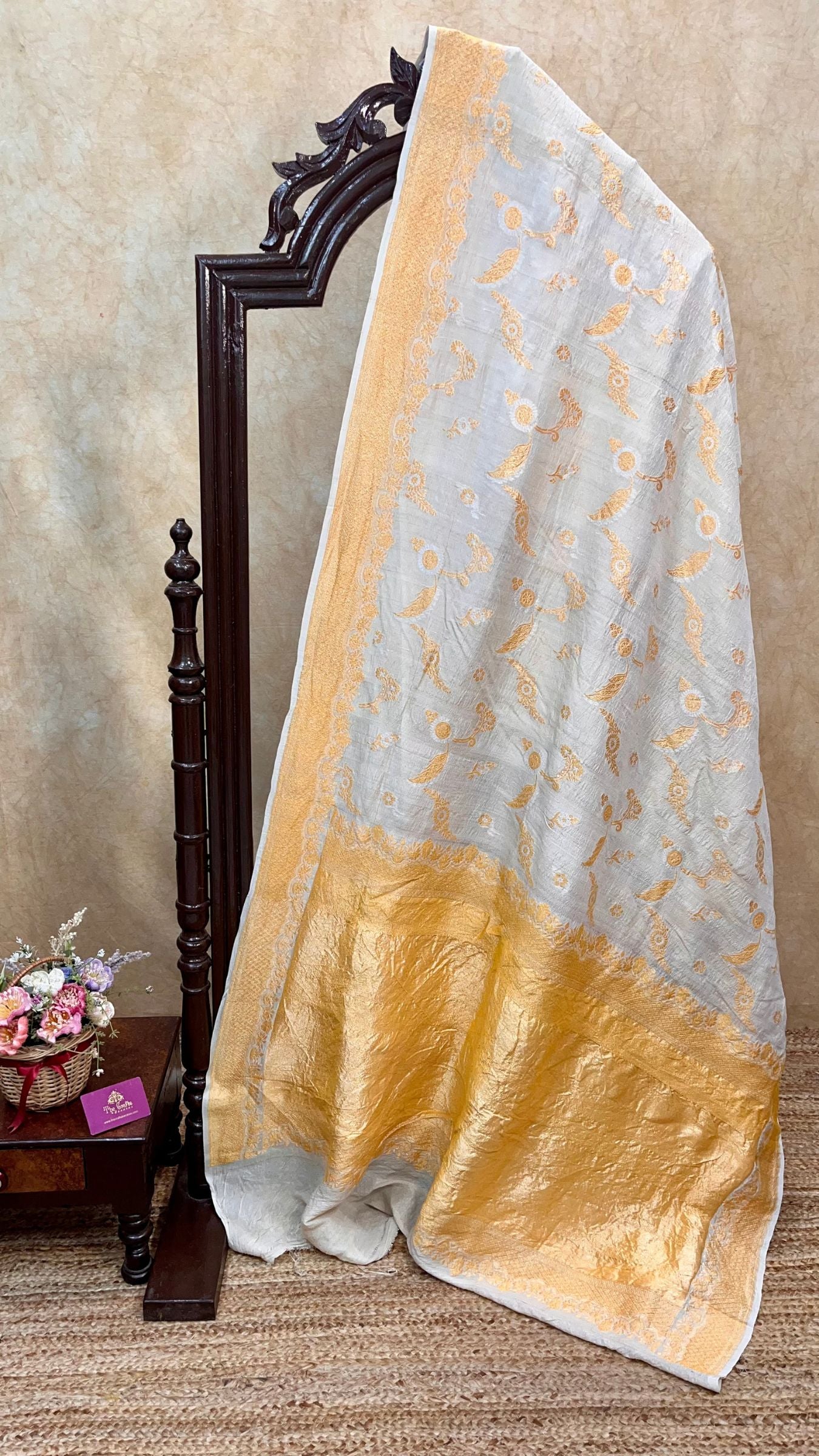 Tussar Georgette Handloom Banarasi Saree - With Sona Rupa Jaal Work