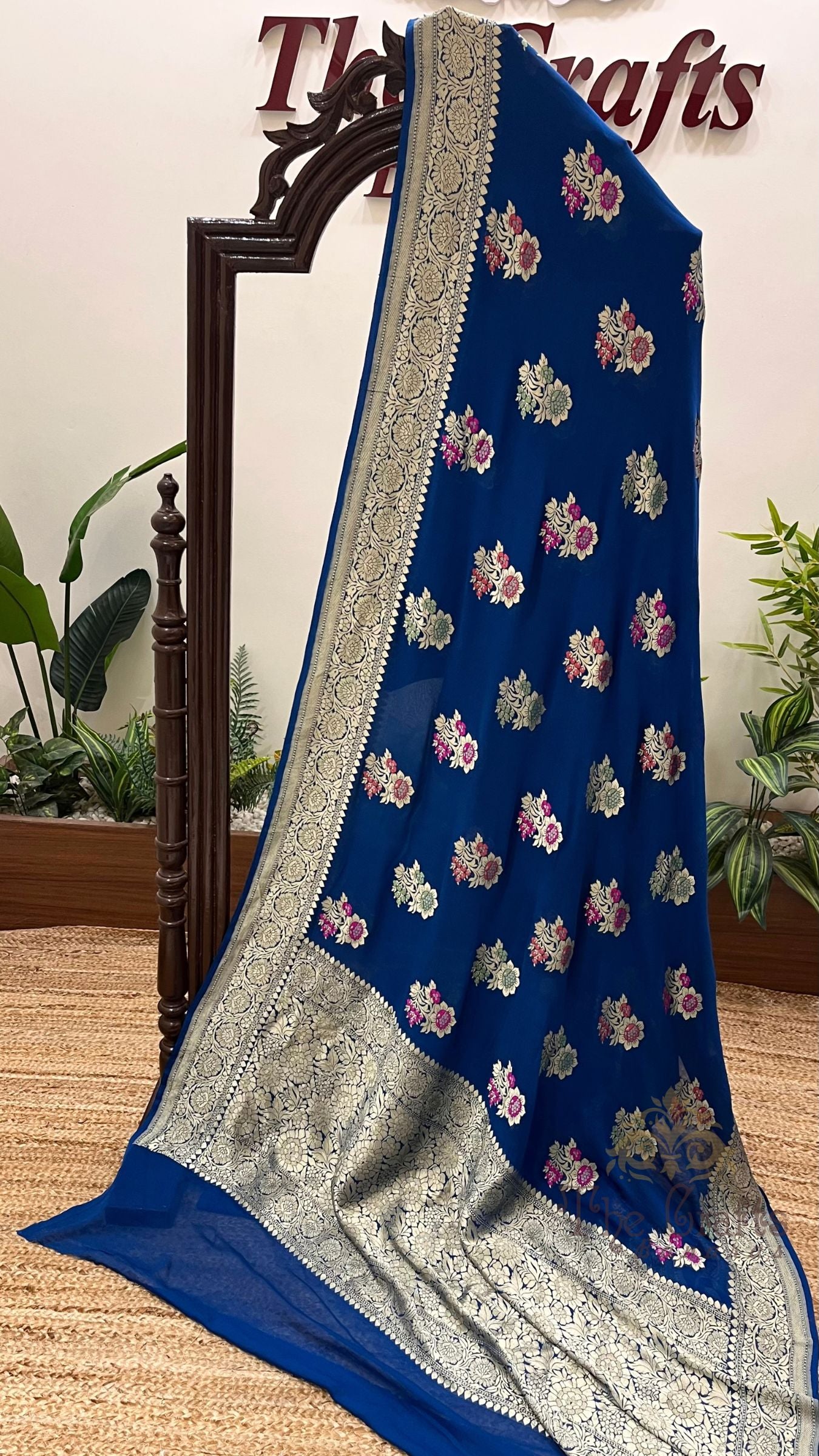 Khaddi Georgette Handloom Banarasi Saree - Jaal with Meenakari