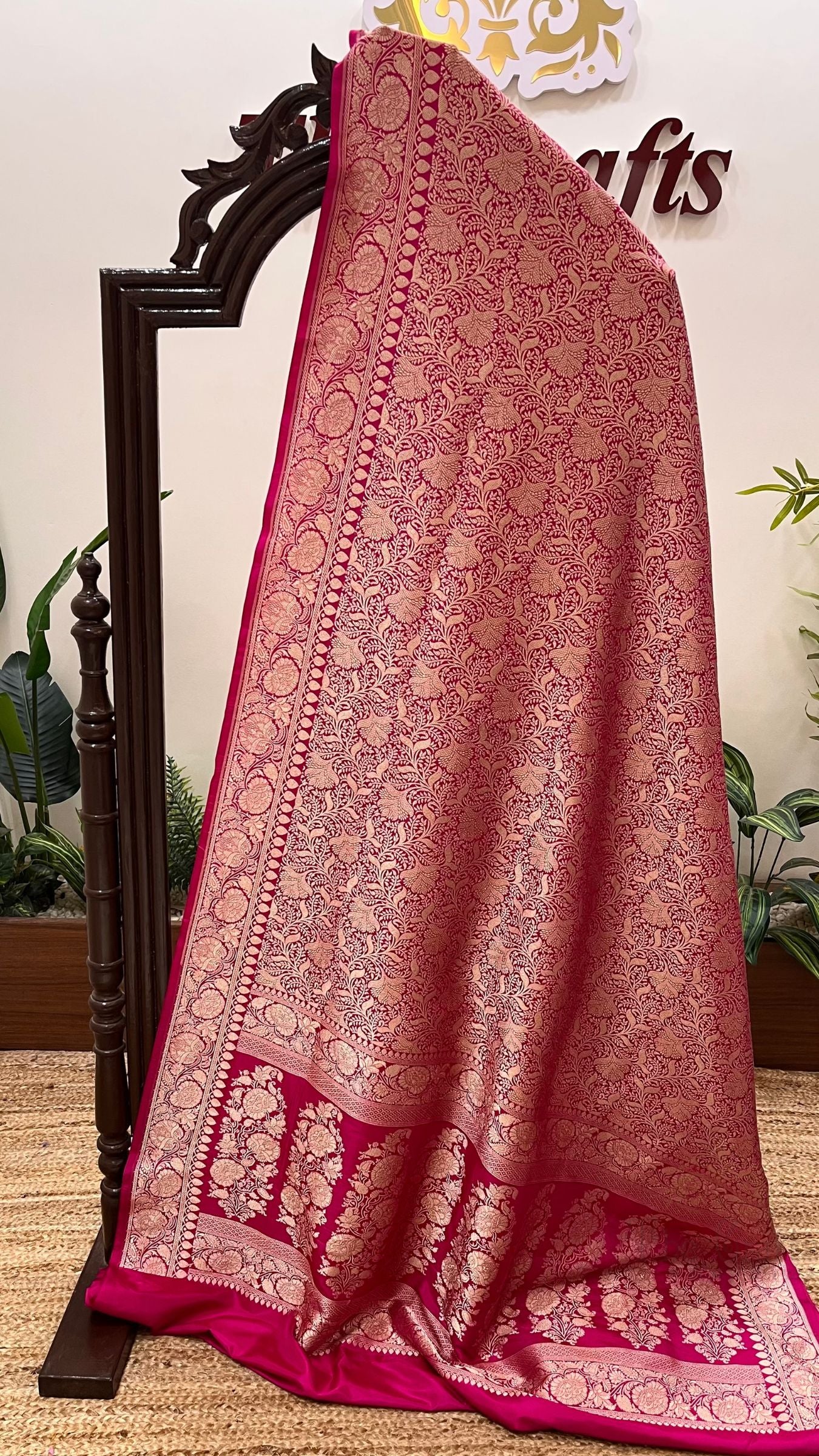 Pure Katan Silk Handloom Banarasi Saree - Tanchui Brocade
