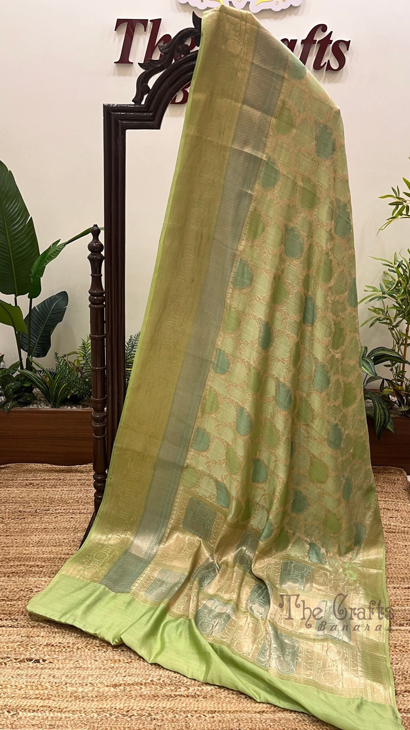 Pure Chiniya Silk Banarasi Saree