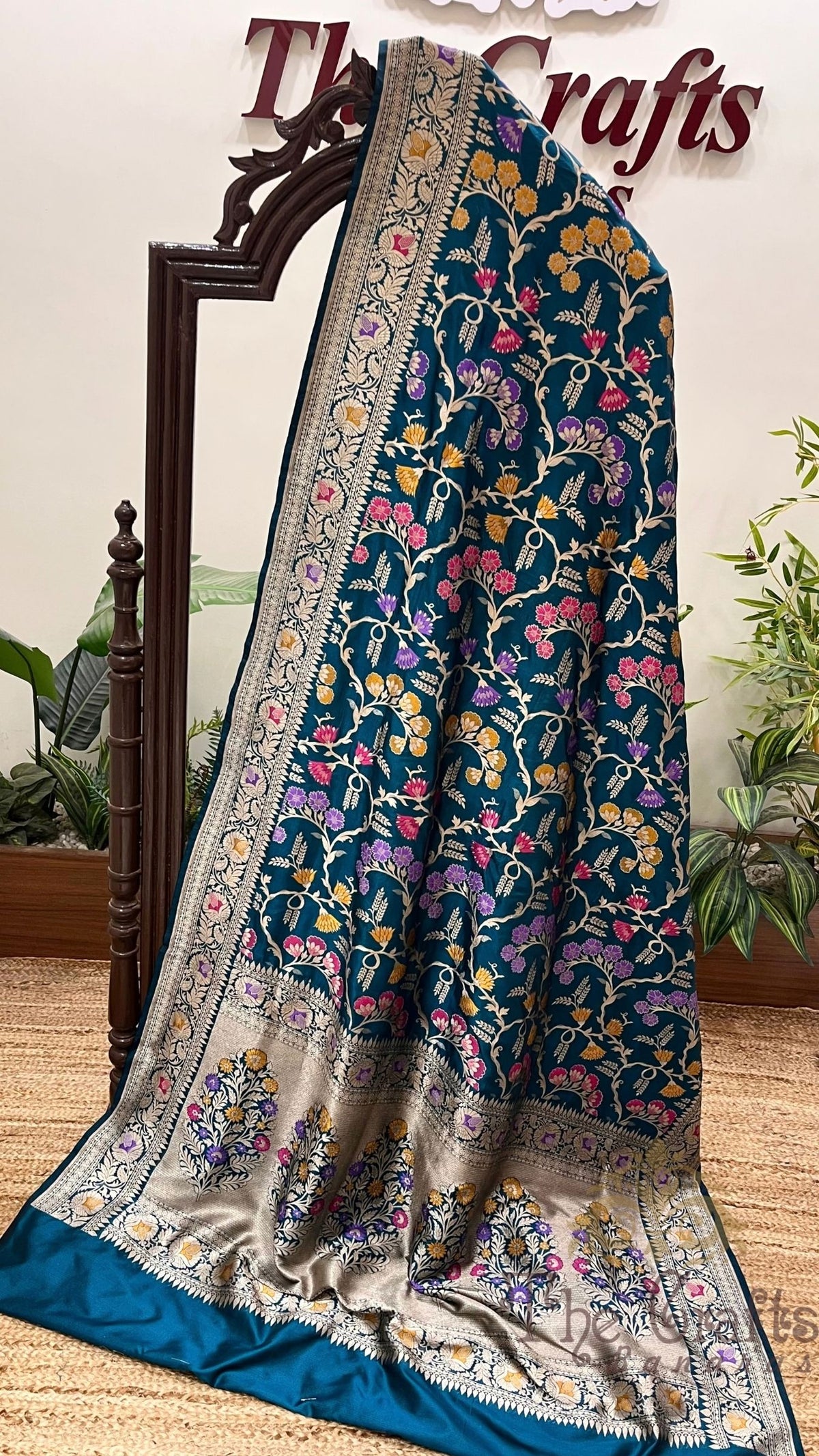 Pure Katan Silk Handloom Banarasi Saree - Jaal Work with Meenakari