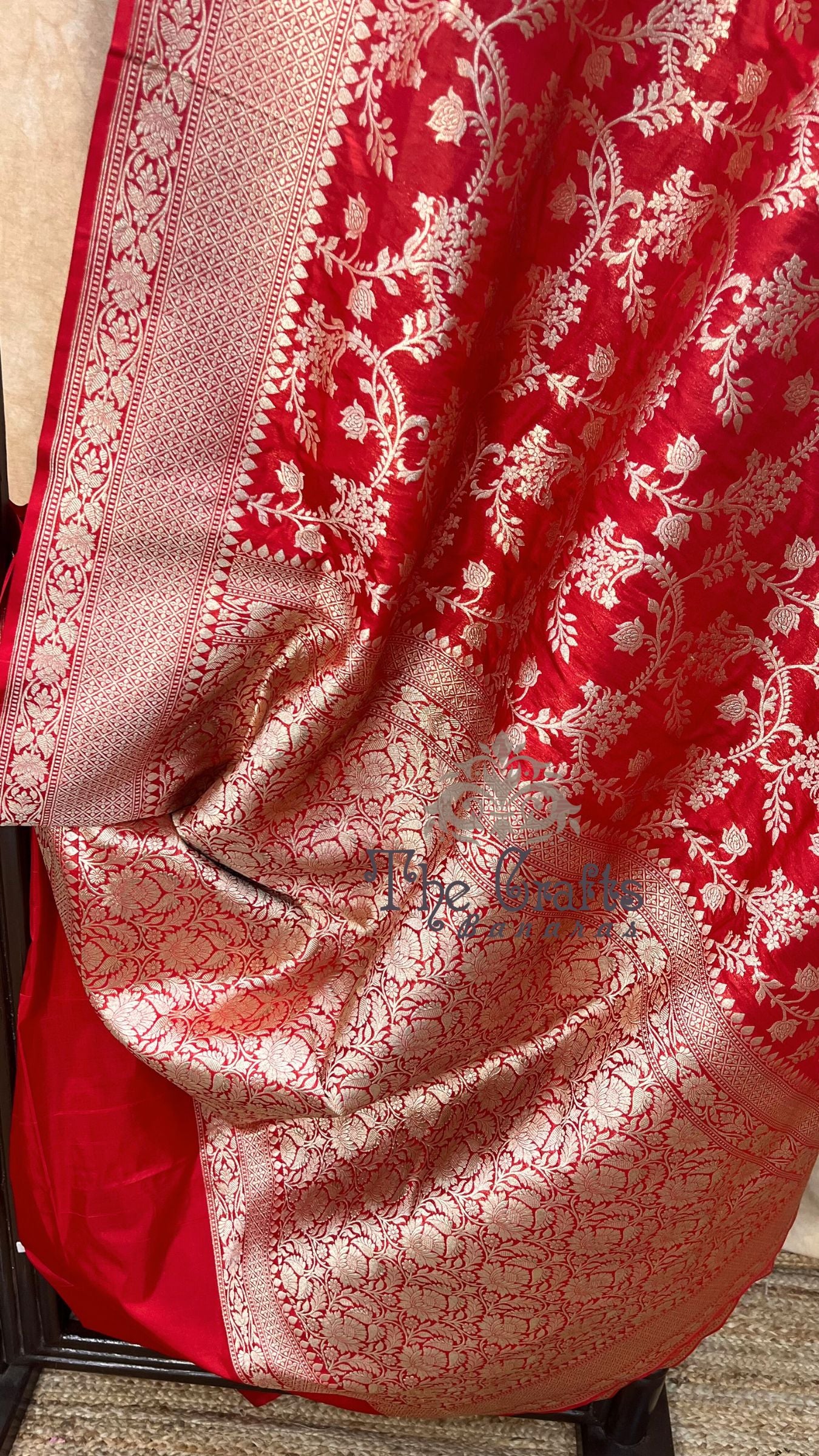 Pure Katan Silk Handloom Banarasi Saree - Jaal work