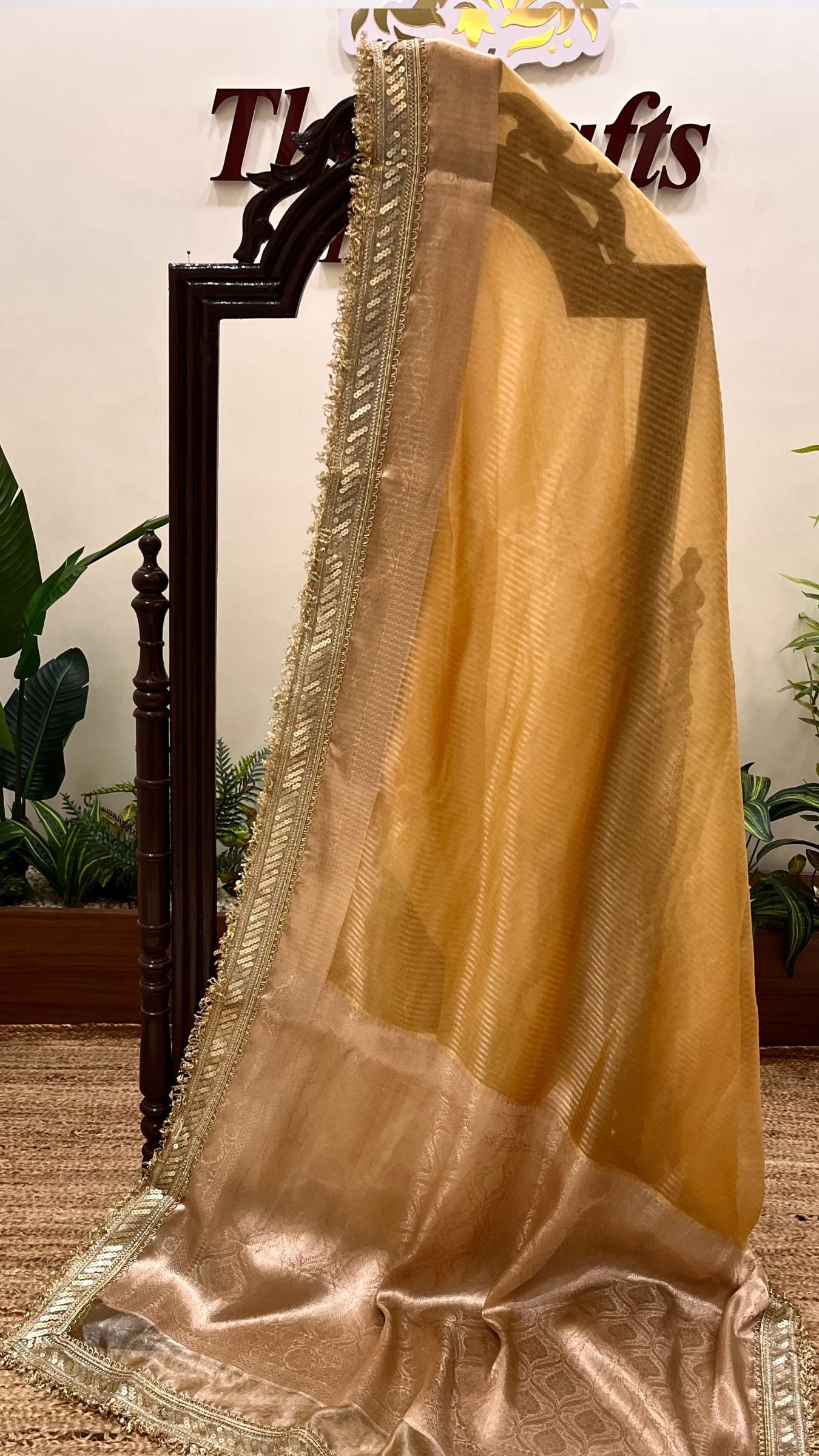 Pure Tissue Silk Handloom Banarasi Saree - with Lace Border