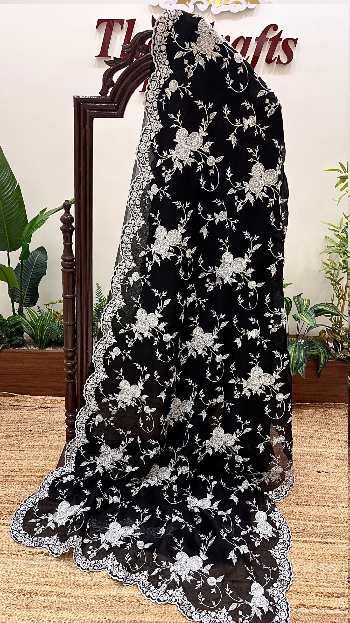 Pure Organza Silk Chikankari Handloom Banarasi Saree