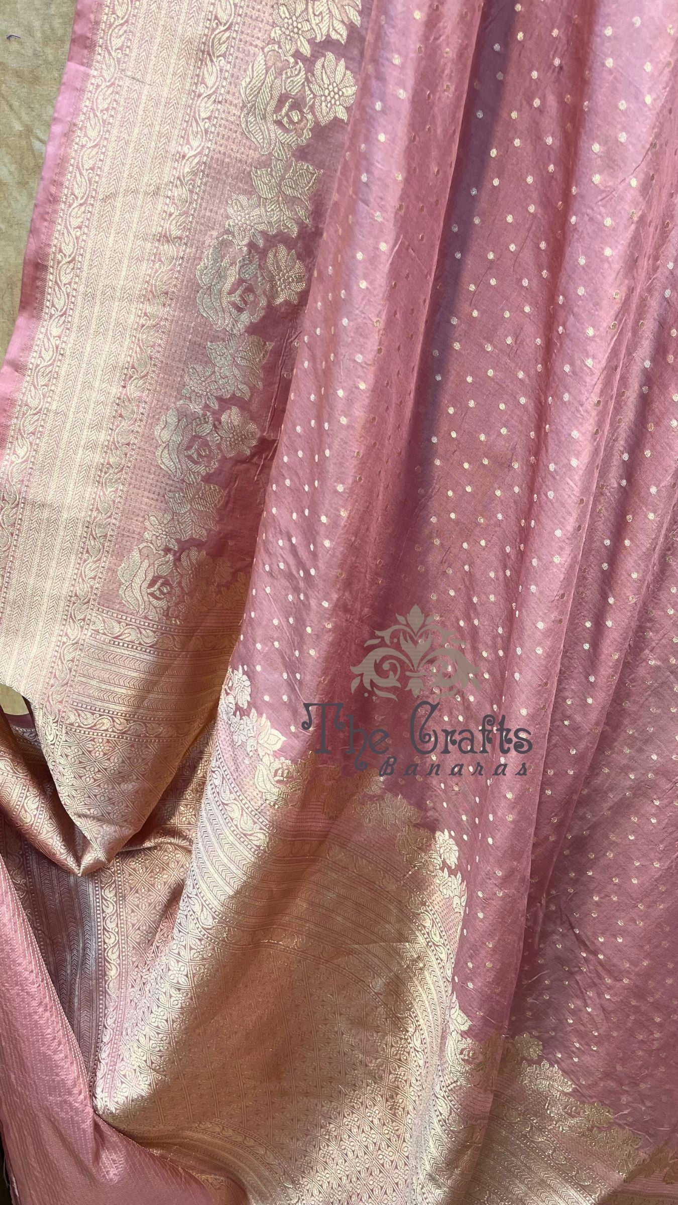 Pure Katan Silk Handloom Banarasi Saree - Chunri Buti