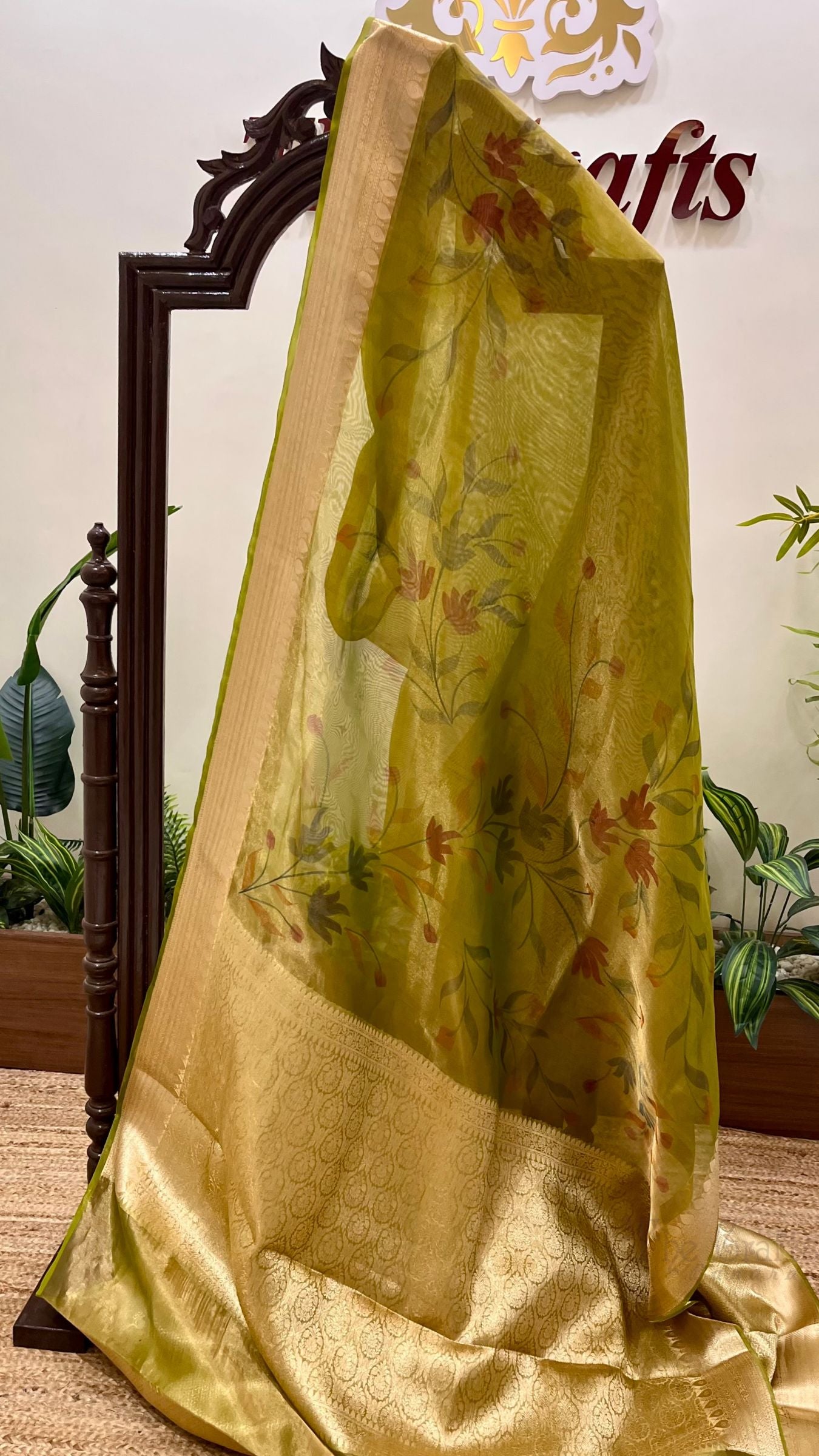 Pure Kora Tissue Silk Banarasi Saree