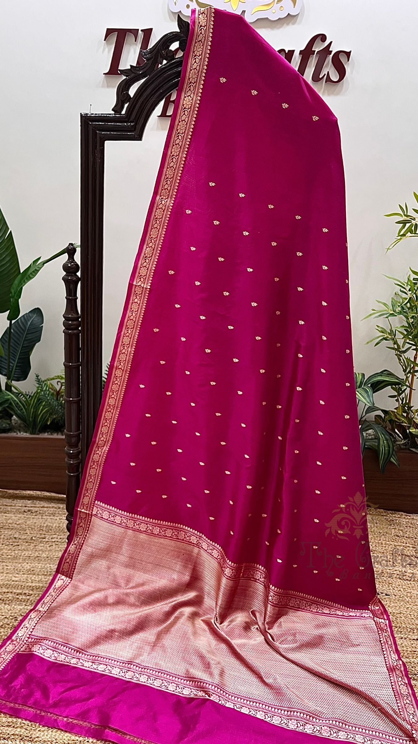 Pure Katan Silk Handloom Banarasi Saree - Resham Chunri Buti