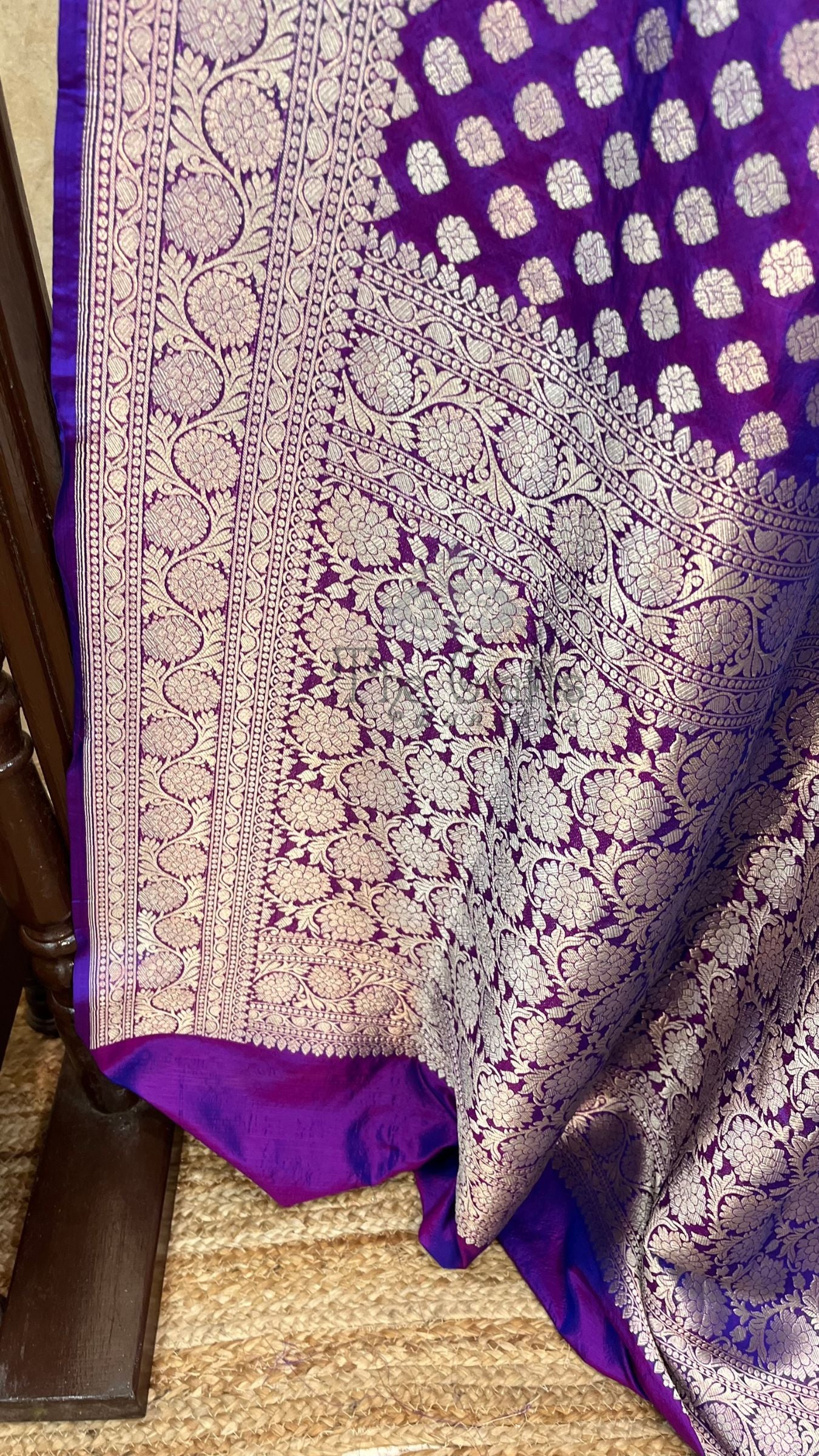 Pure Katan Silk Handloom Banarasi Saree - Jaal work