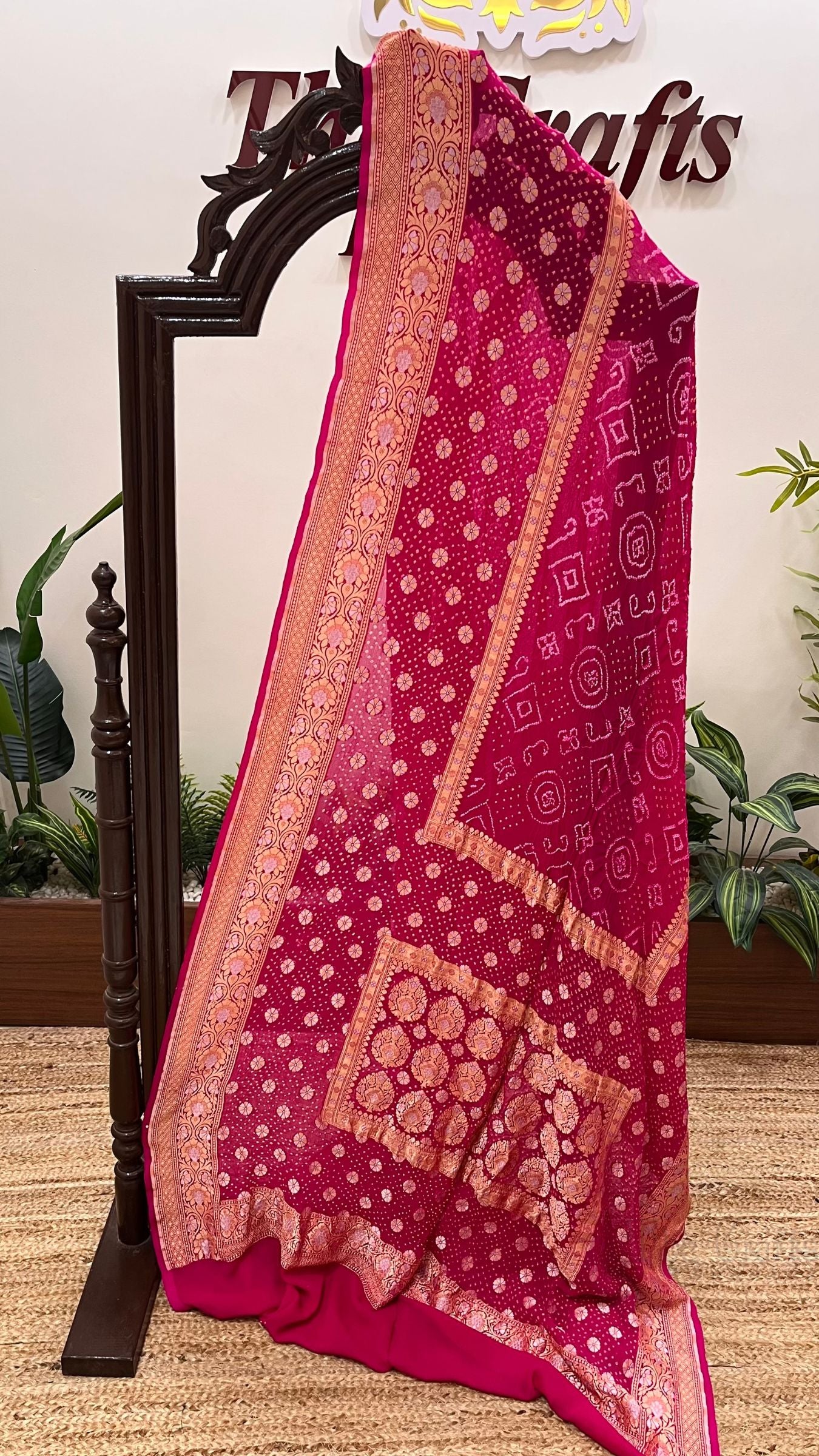 Pure Georgette Banarasi Handloom Bandhej Saree - All over Sona rupa Jaal work