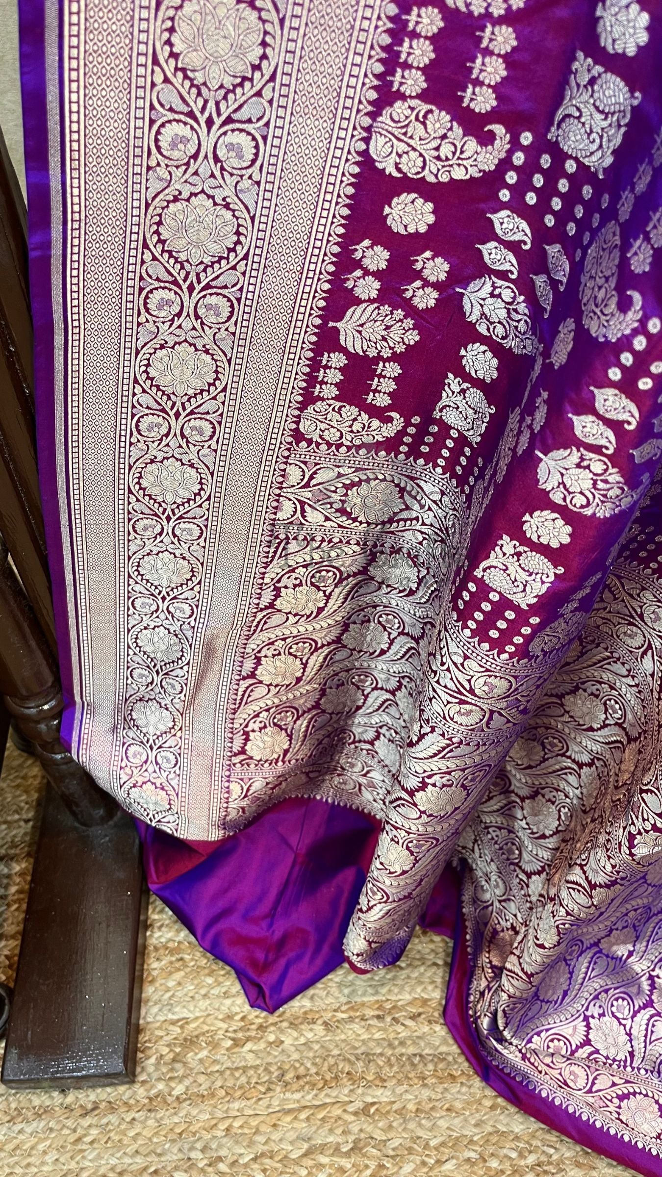 Pure Katan Silk Handloom Banarasi Saree - Jaal work